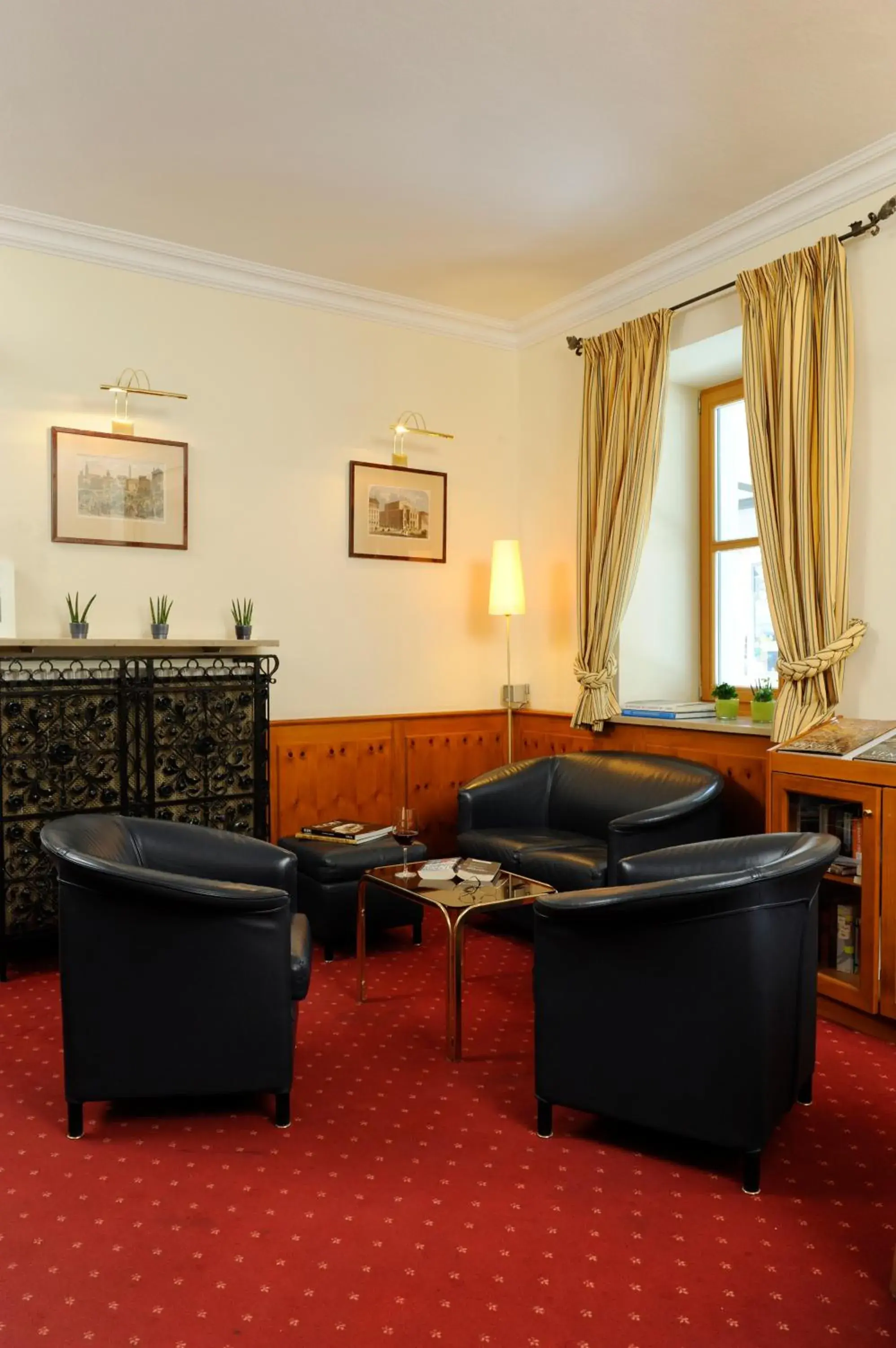 Lobby or reception, Seating Area in Hotel Blauer Bock