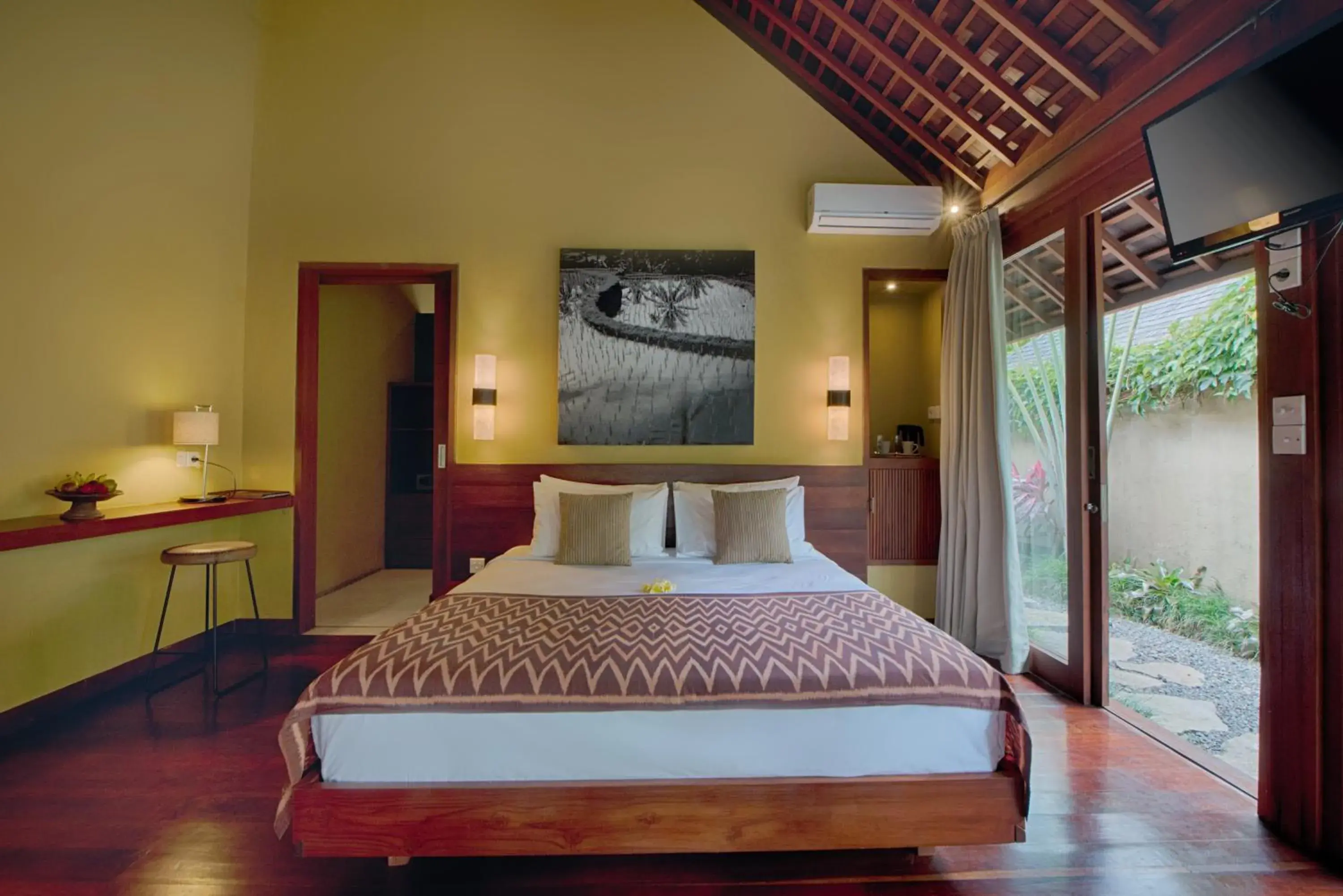 Bed in Temuku Villas Ubud - CHSE Certified