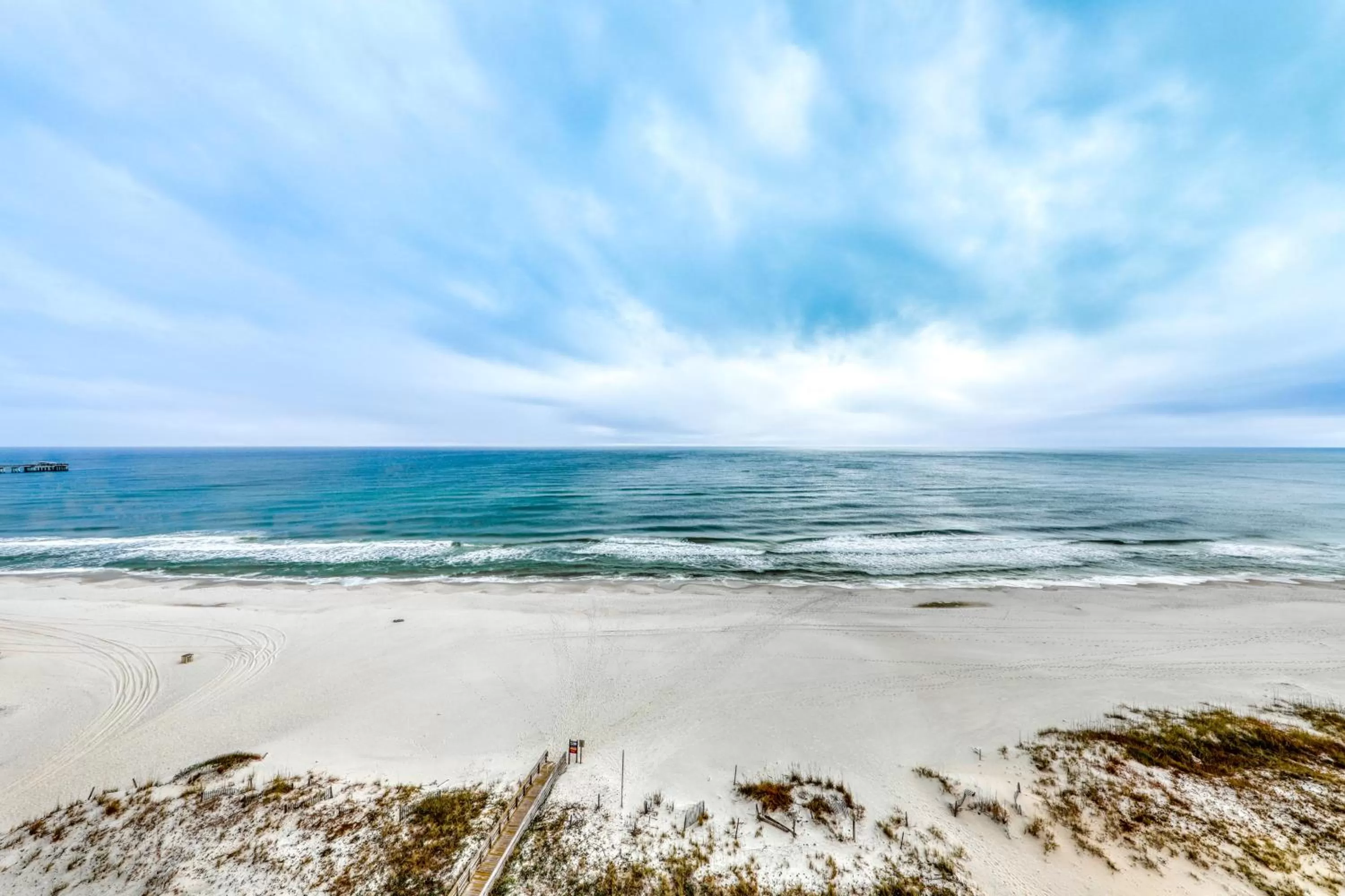 Beach in Royal Palms #1006