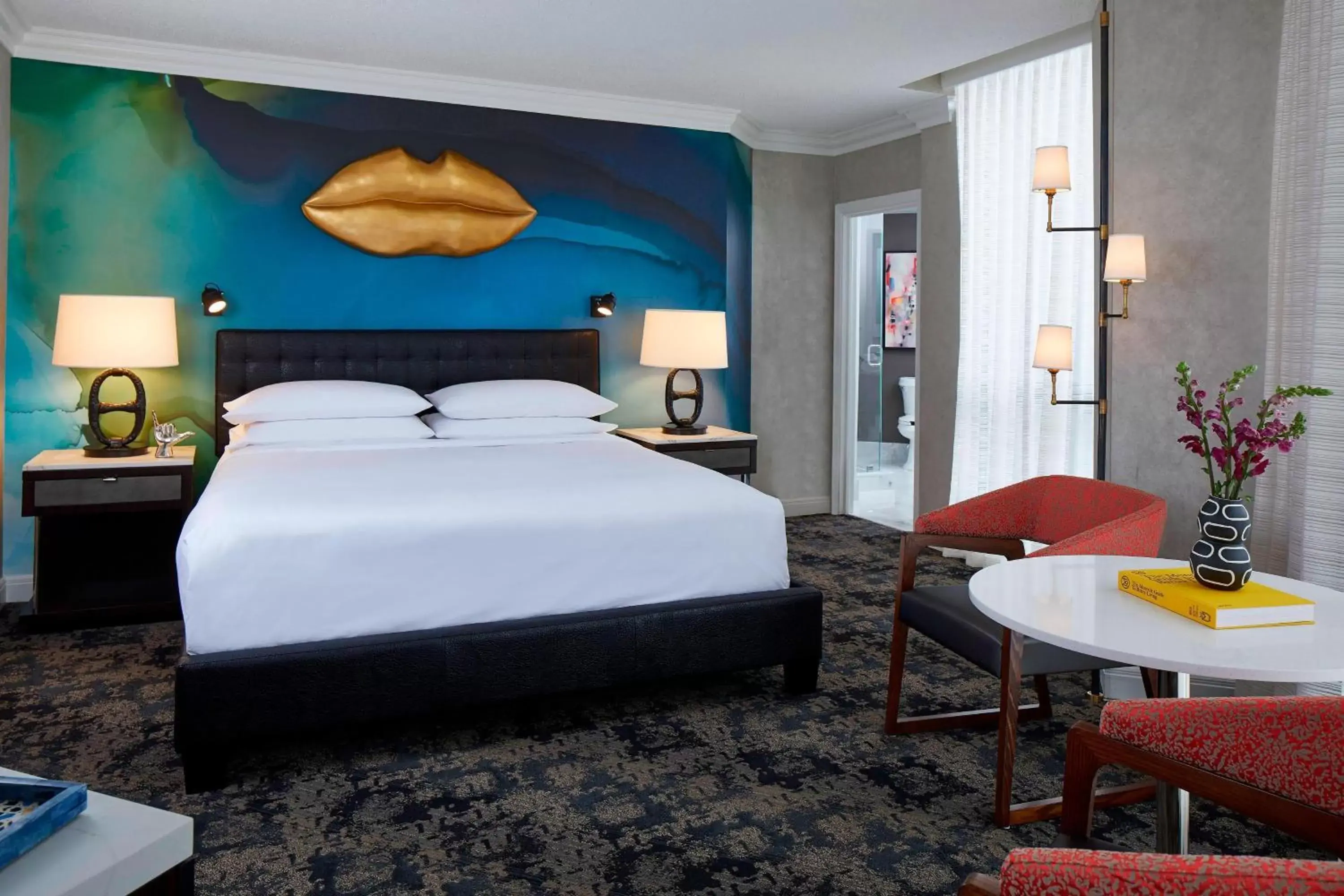 Bedroom, Bed in Renaissance Nashville Hotel