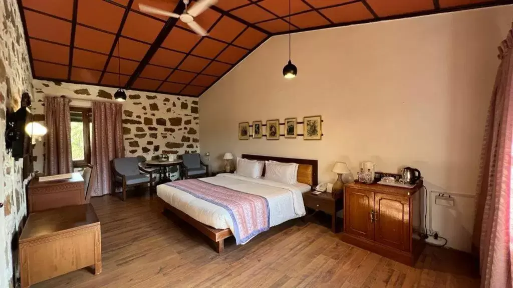 Bed in Shikarbadi Hotel - Heritage by HRH Group of Hotels