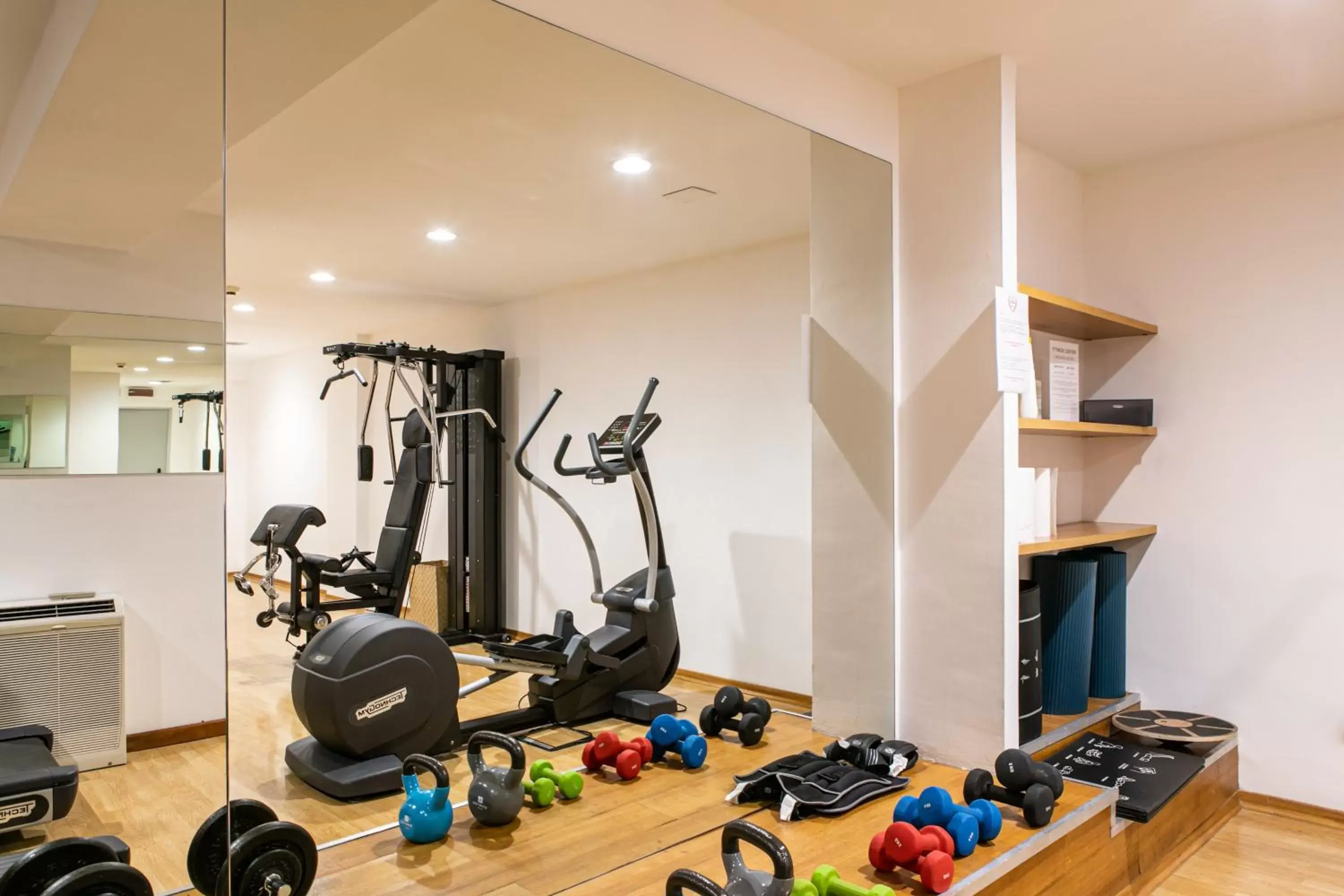 Fitness centre/facilities, Fitness Center/Facilities in Best Western Premier Hotel Royal Santina