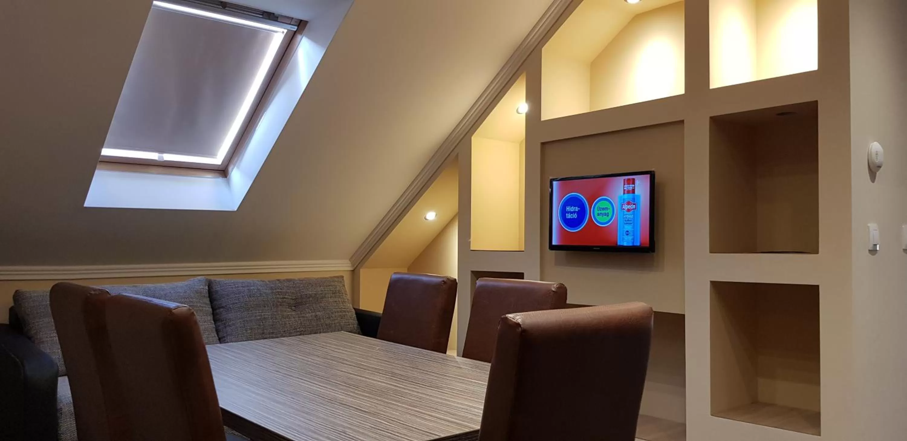 Central Panzió Gyula