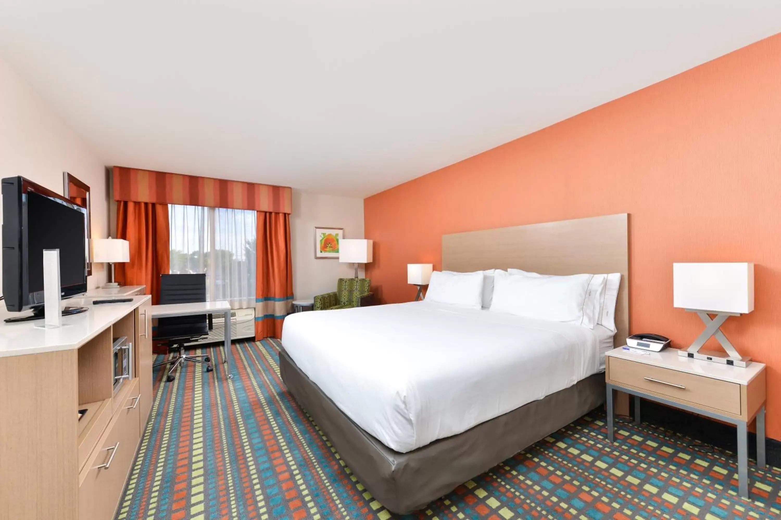 Photo of the whole room in Holiday Inn Express Albuquerque N - Bernalillo, an IHG Hotel