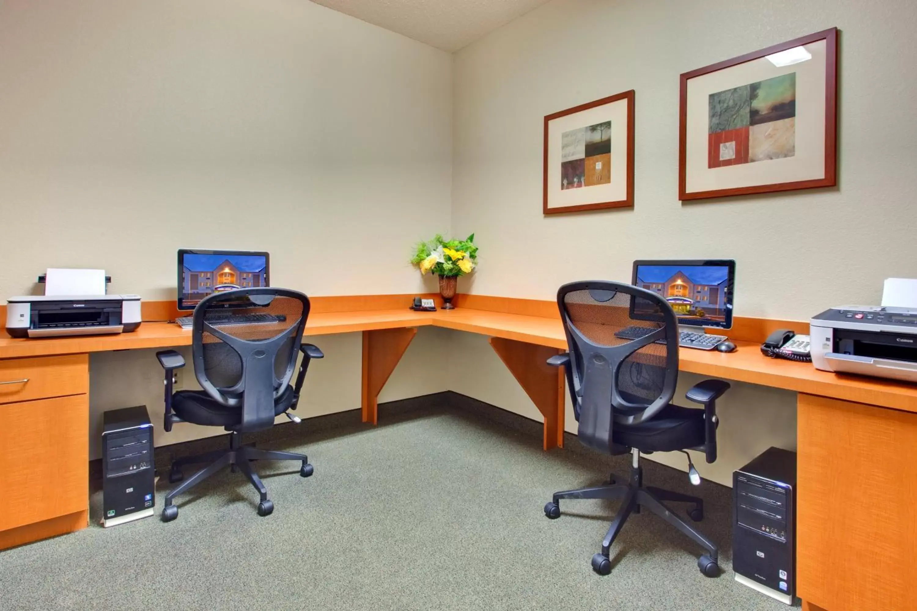 Lobby or reception, Business Area/Conference Room in Candlewood Suites Nogales, an IHG Hotel