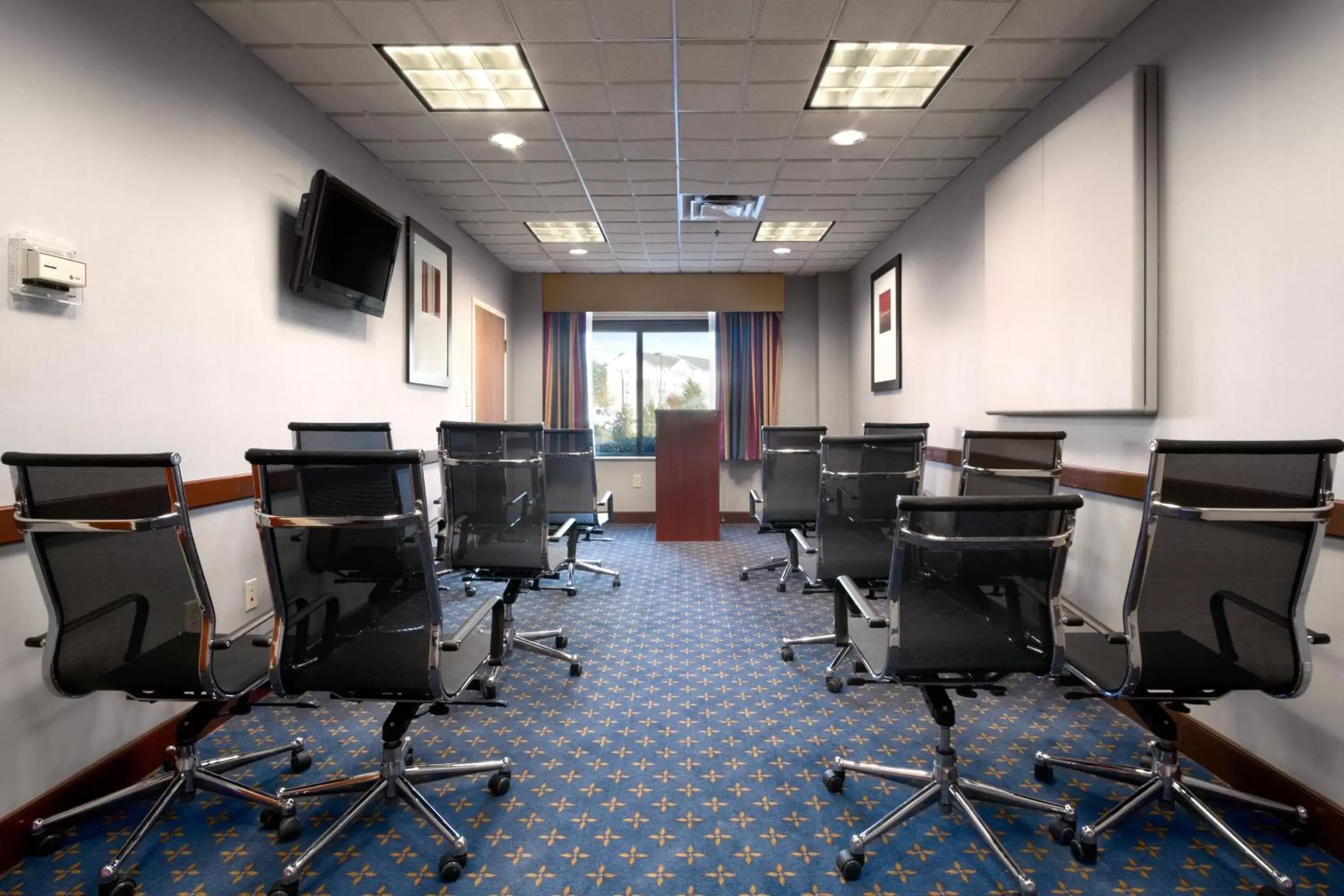 Meeting/conference room in Wingate by Wyndham Augusta