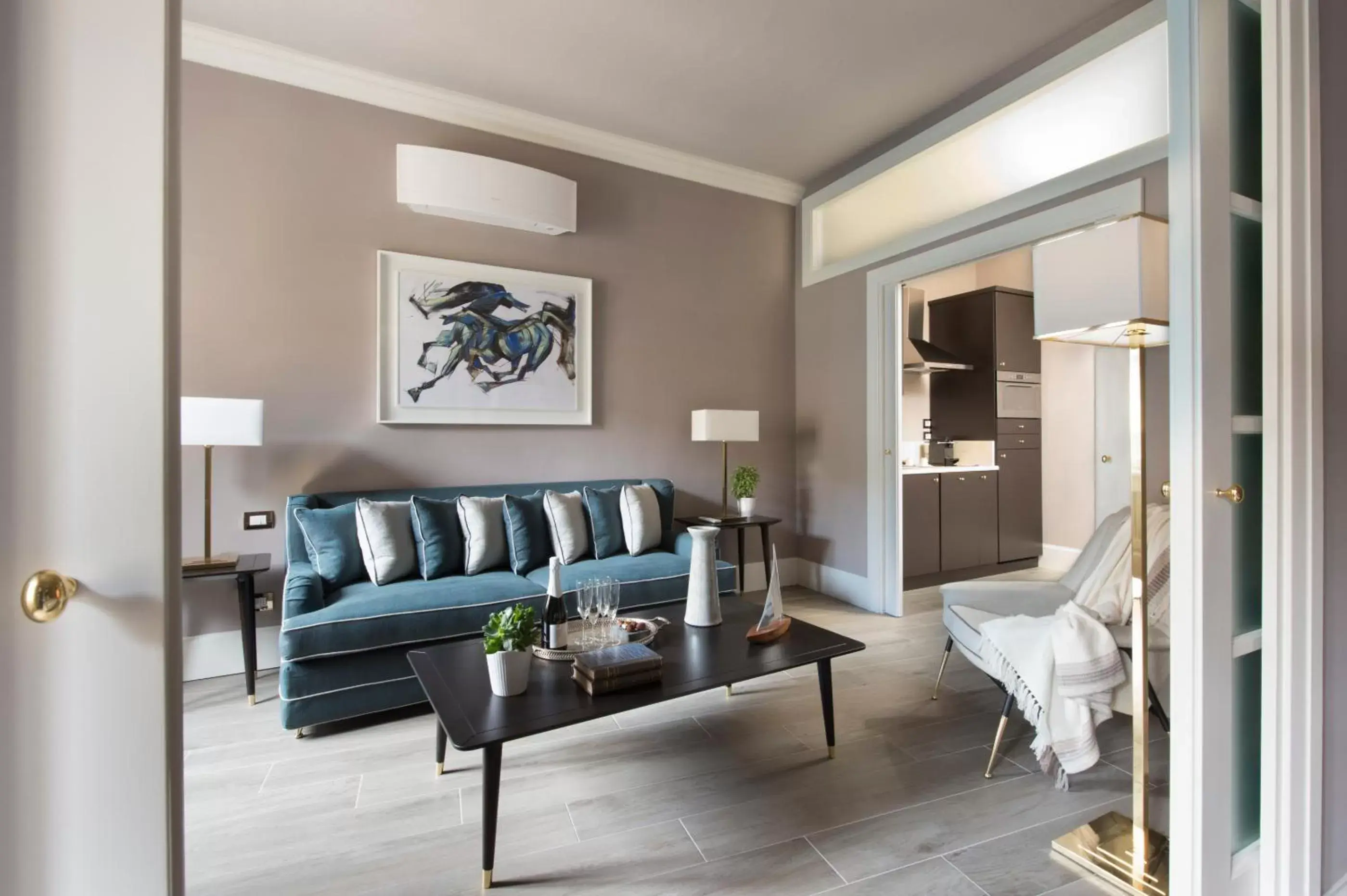 Living room, Seating Area in Tornabuoni Suites Collection Residenza D'Epoca