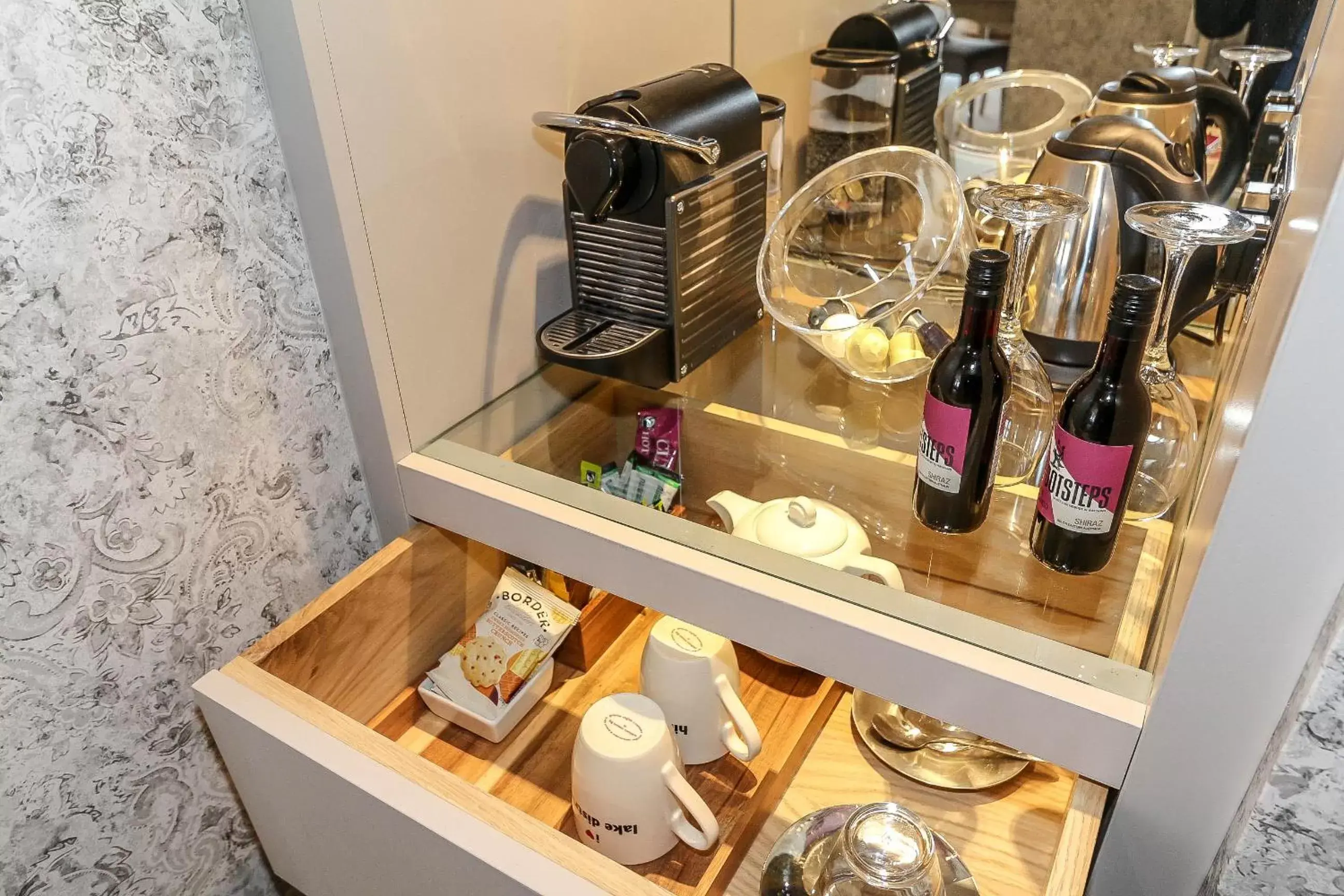 Coffee/tea facilities in Hillthwaite Hotel