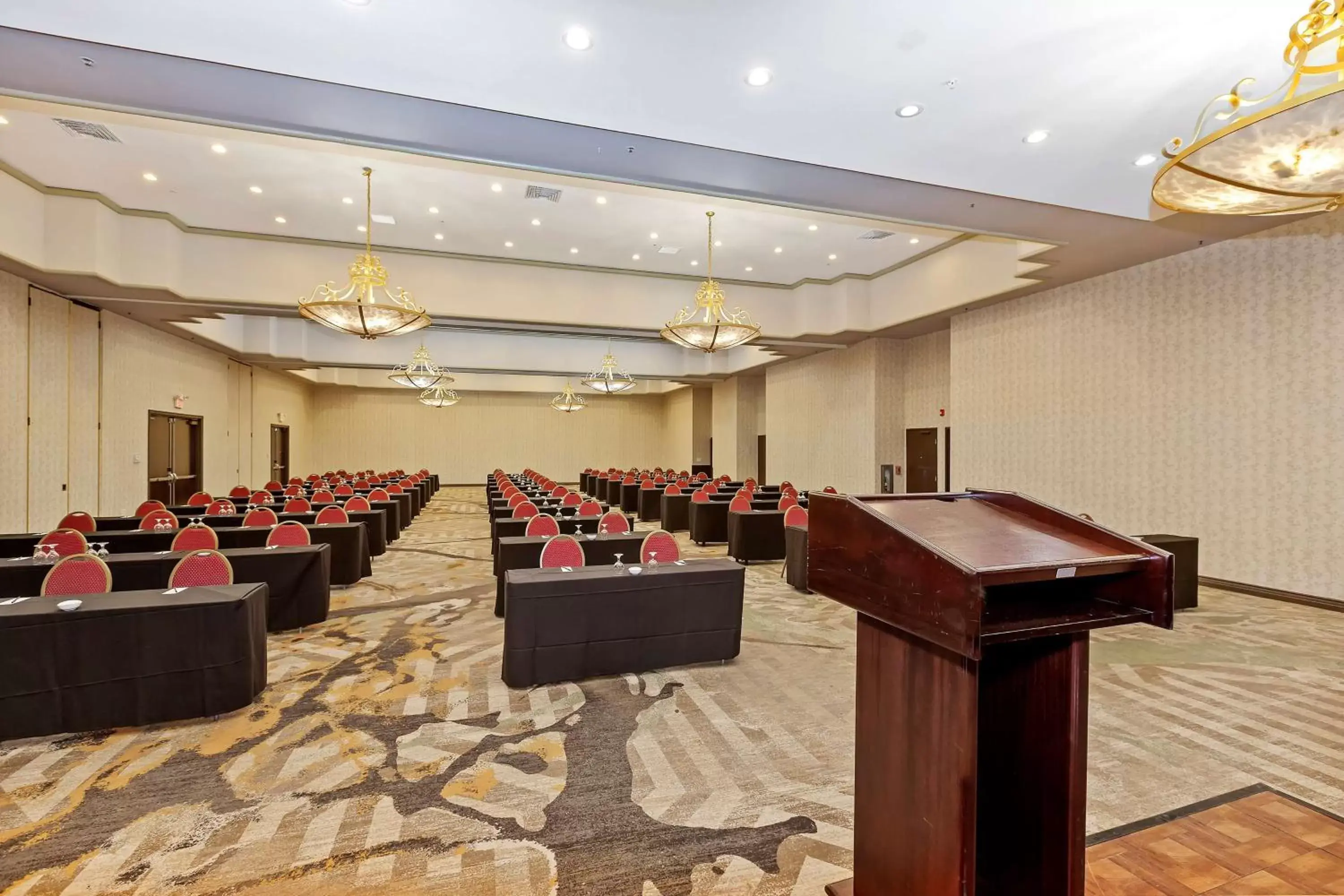 Meeting/conference room in Doubletree by Hilton Whittier