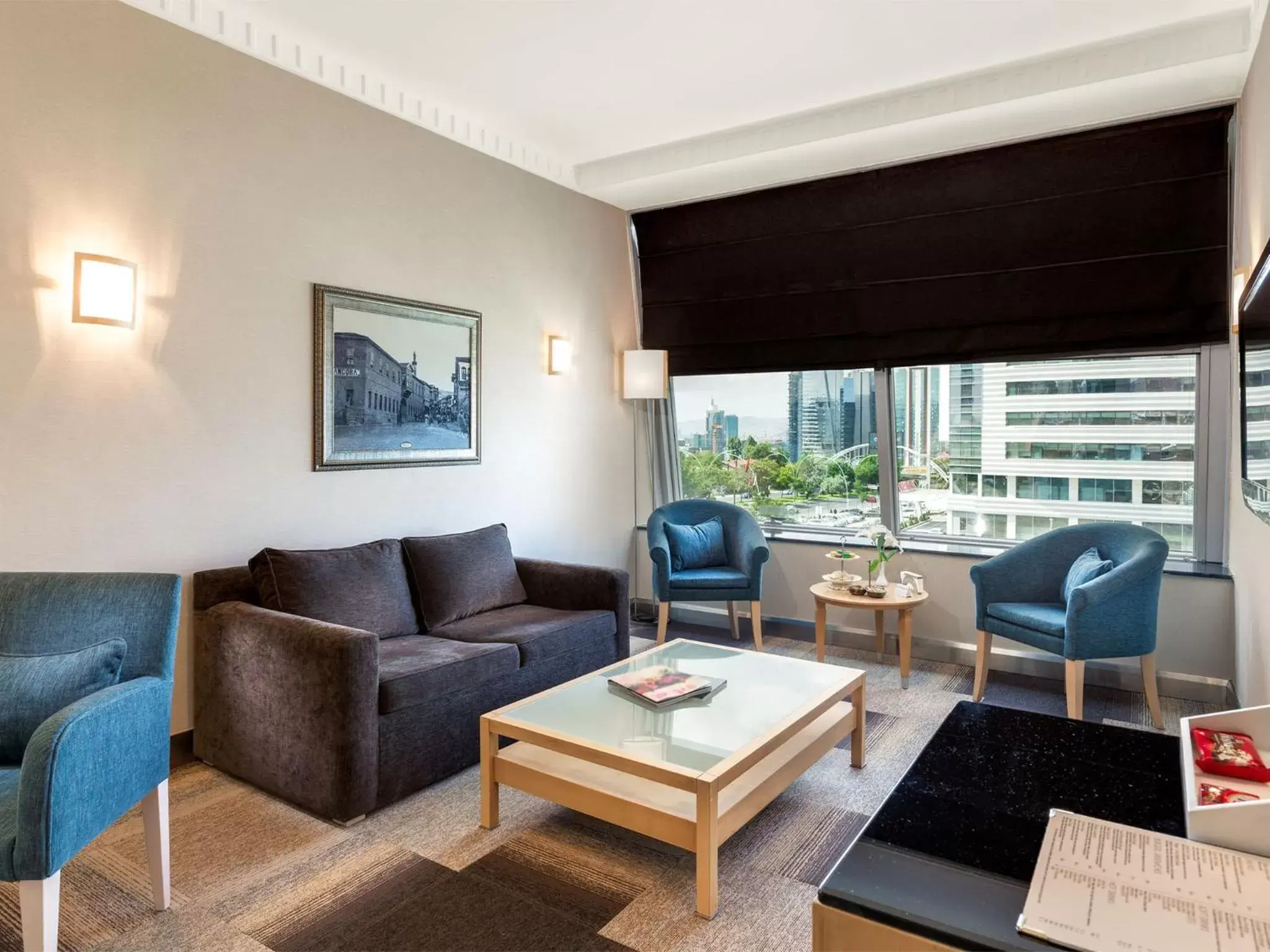 Communal lounge/ TV room, Seating Area in Metropolitan Hotels Ankara