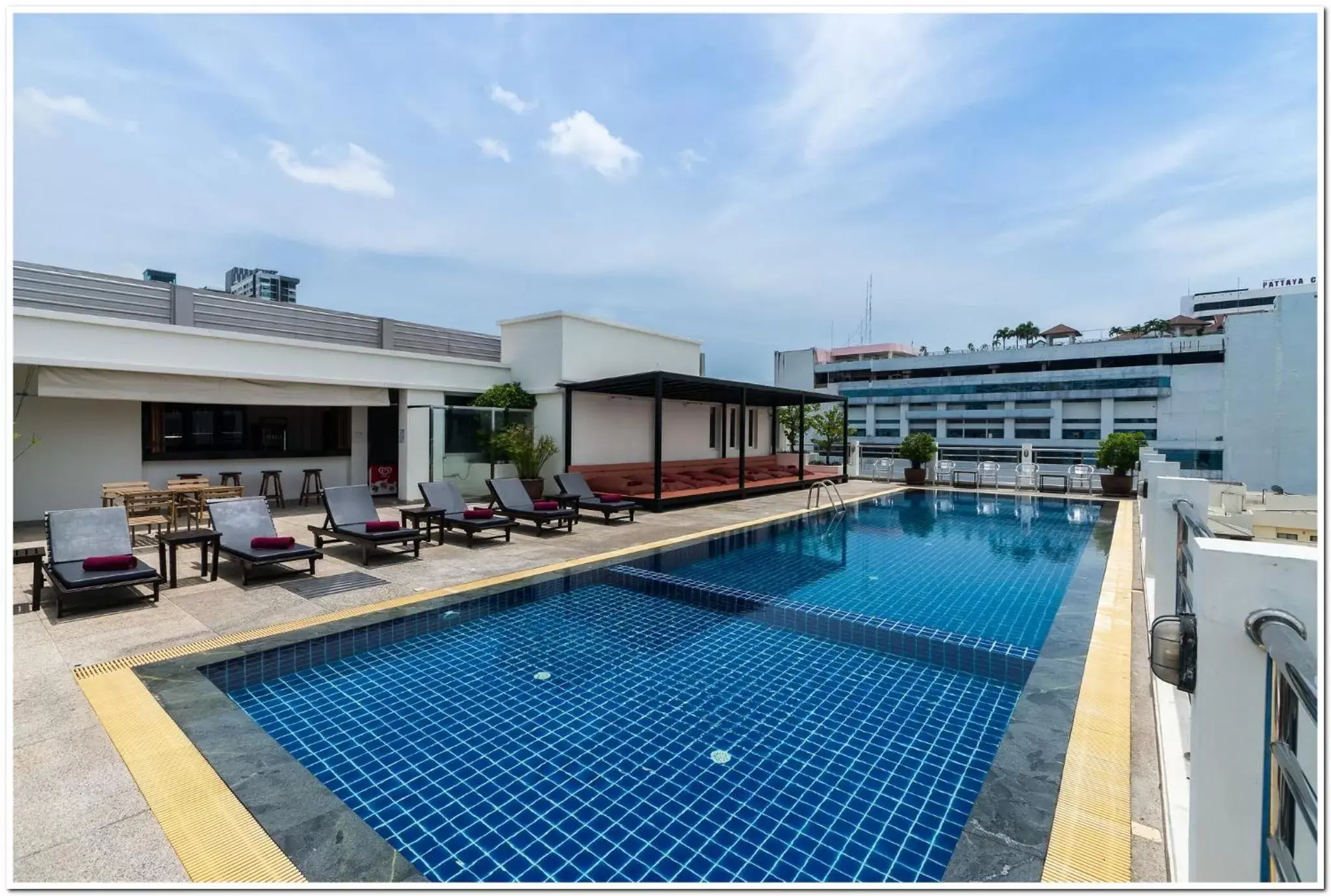 Swimming pool, Property Building in Sea Me Spring Hotel