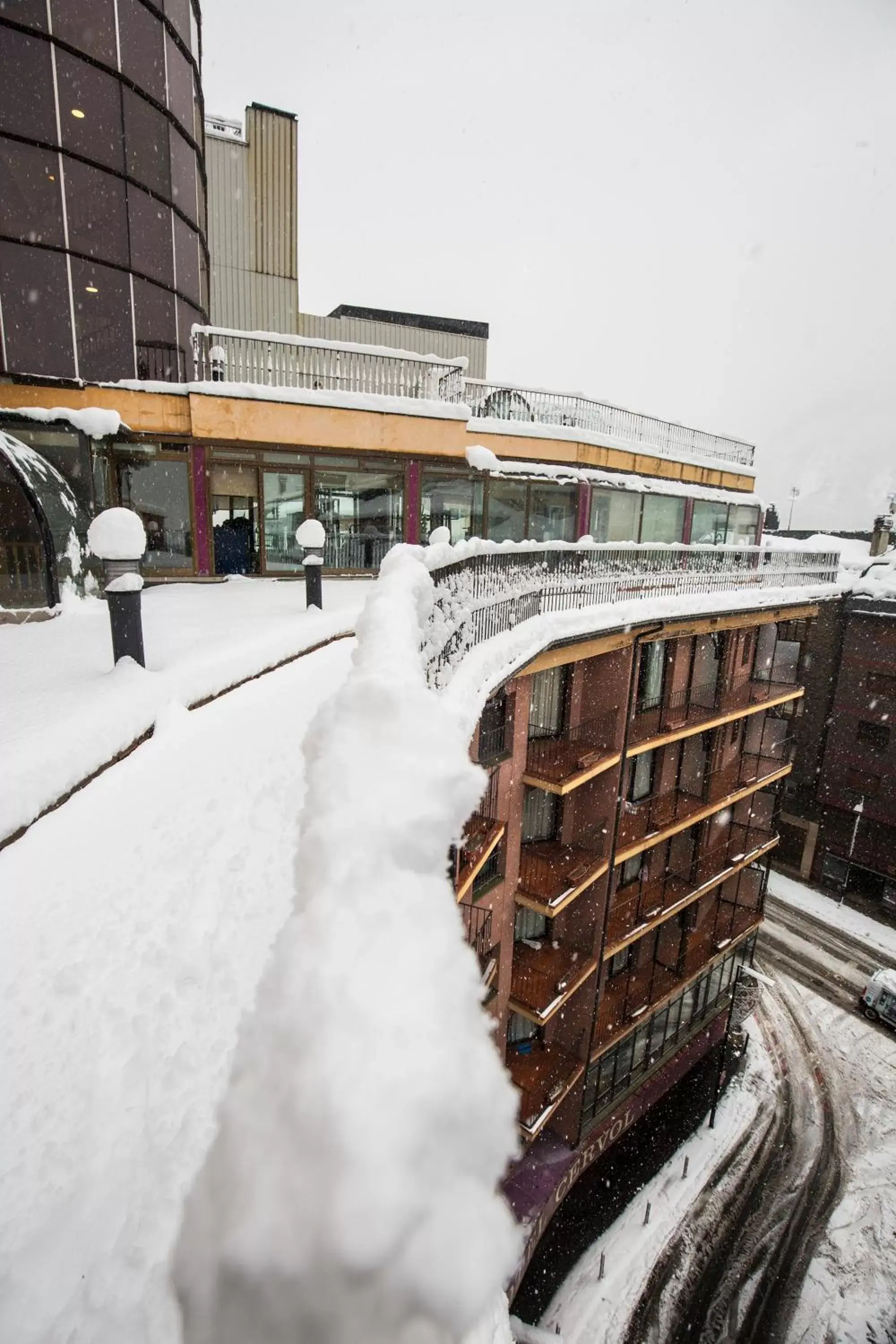 Street view, Winter in Hotel Cervol