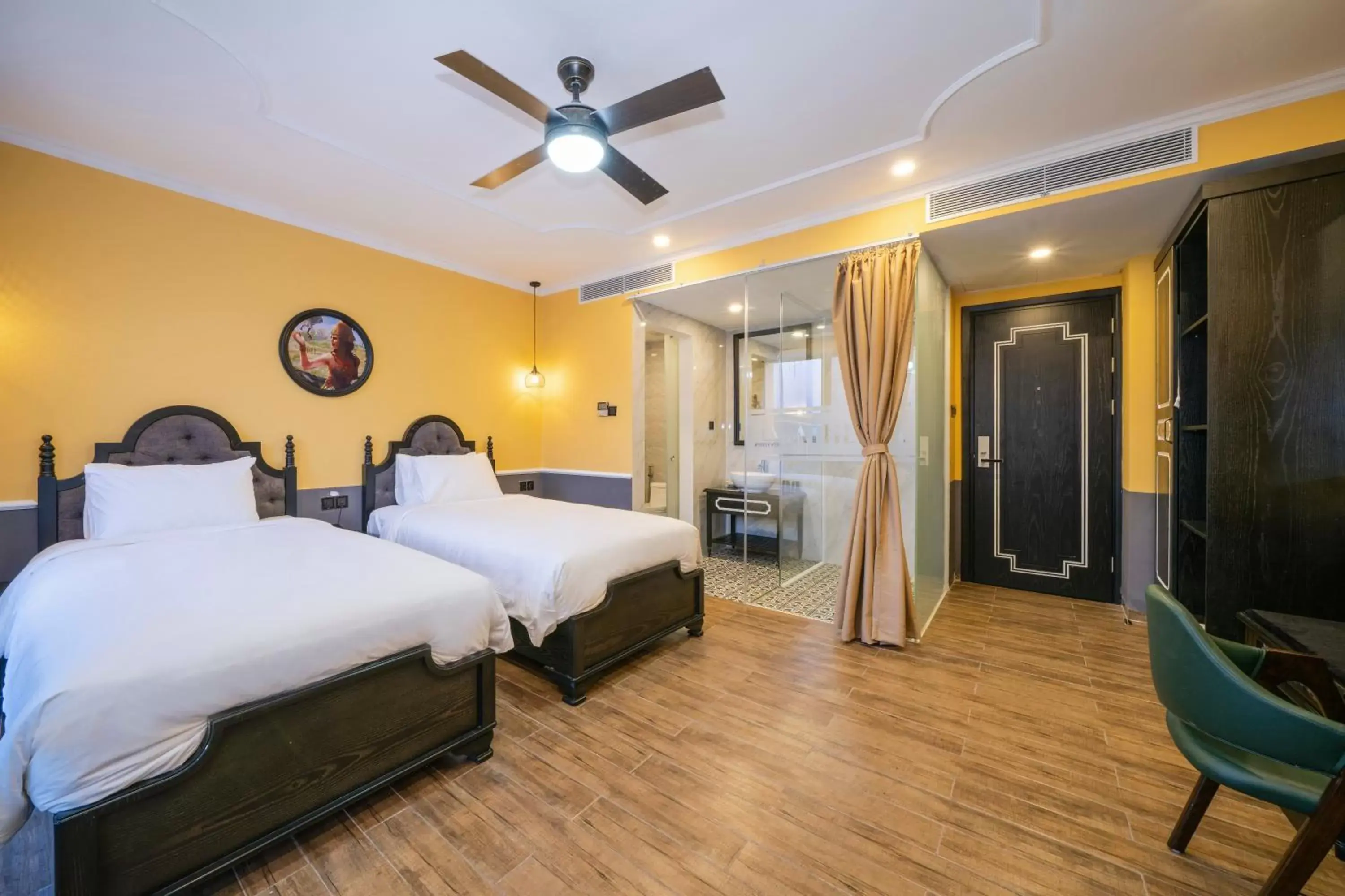 Deluxe Double or Twin Room with Balcony in Athenia Hoi An Boutique Hotel & Spa Deluxe Double or Twin Room with Balcony in Athenia Hoi An Boutique Hotel & Spa