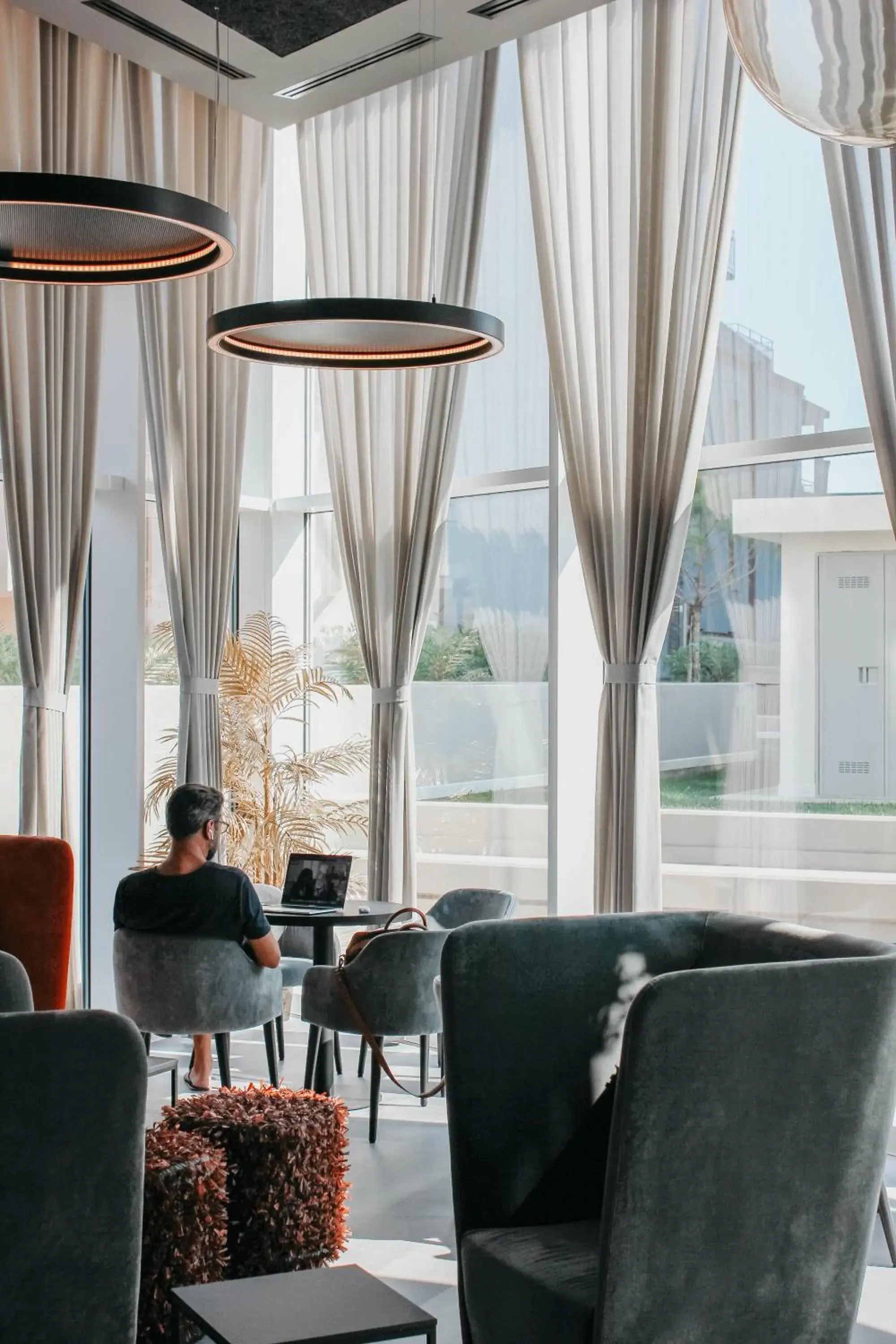 Lobby or reception, Seating Area in J44 Lifestyle Hotel