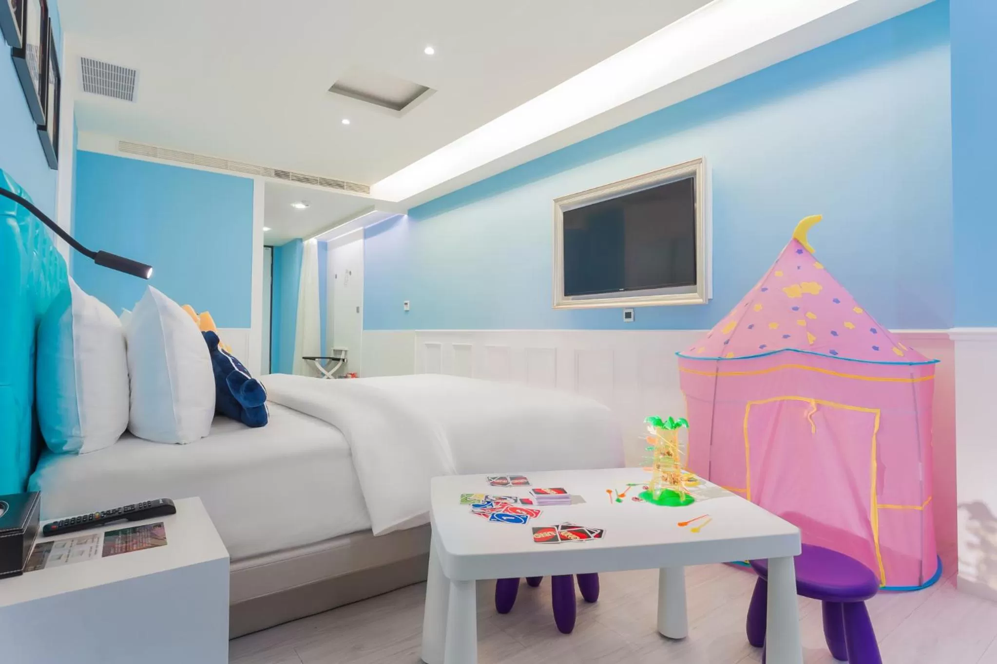 Bedroom in FX Hotel Tainan