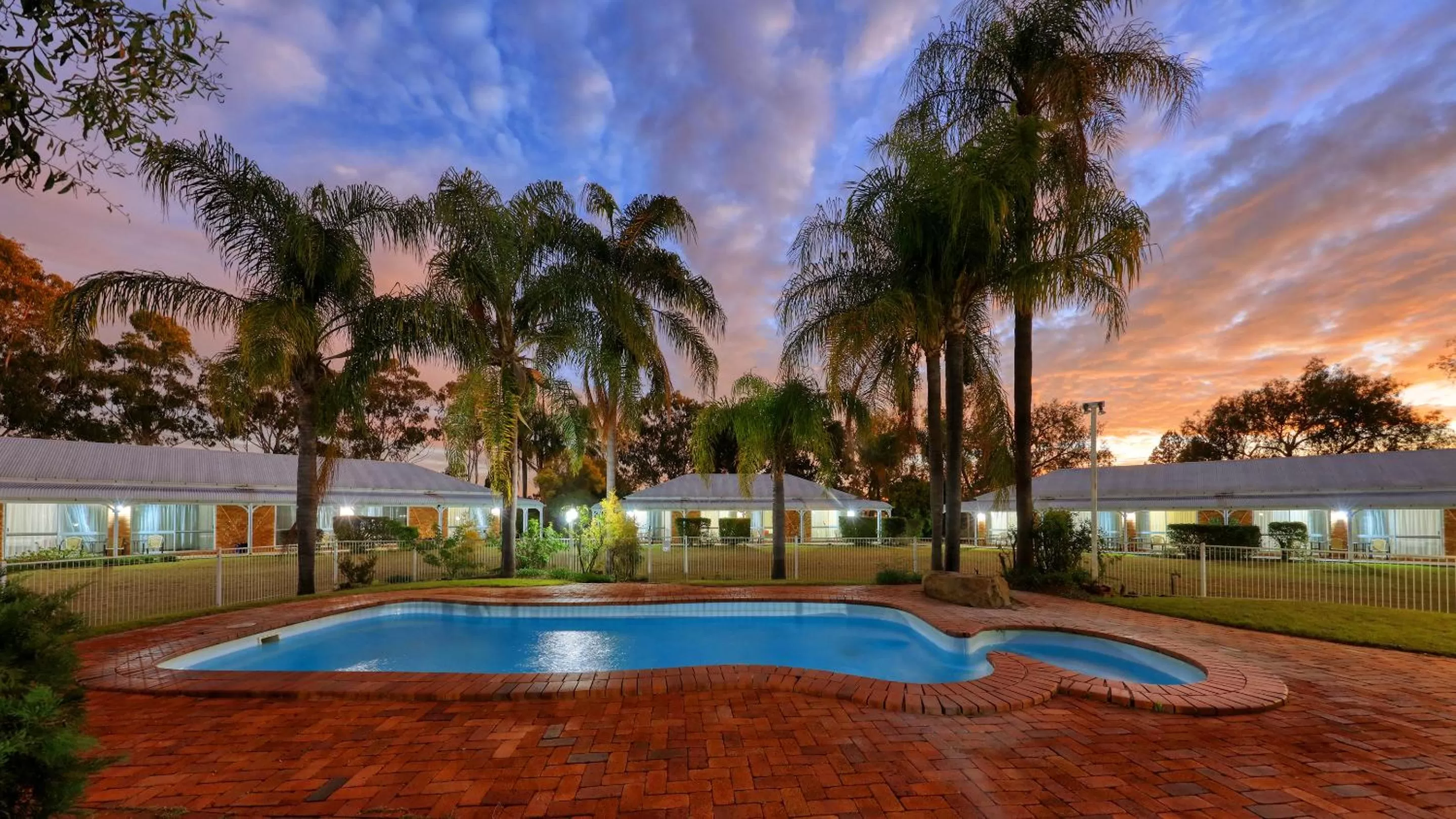 Property building in Chinchilla Great Western Motor Inn