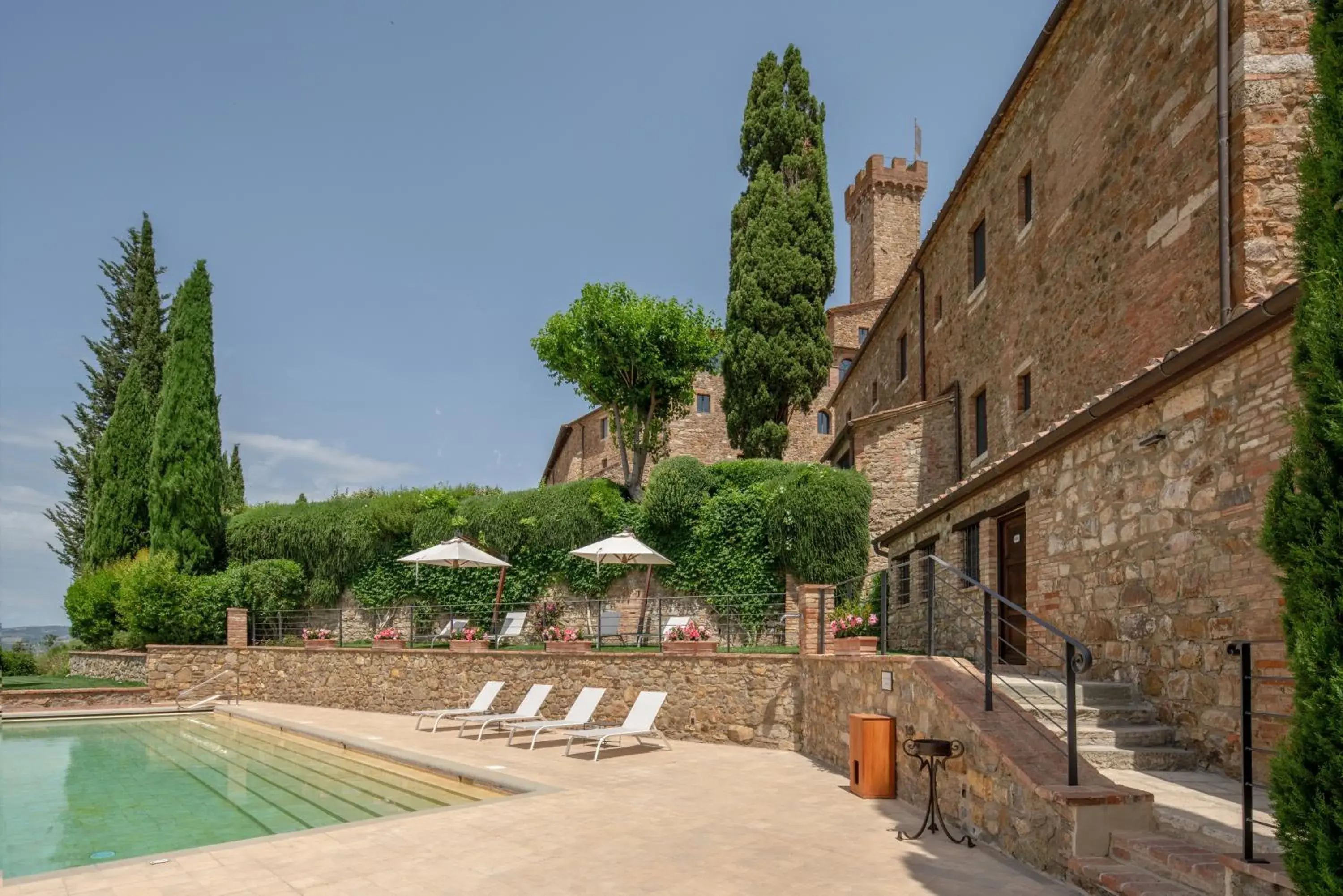 Swimming Pool in Castello Banfi - Il Borgo