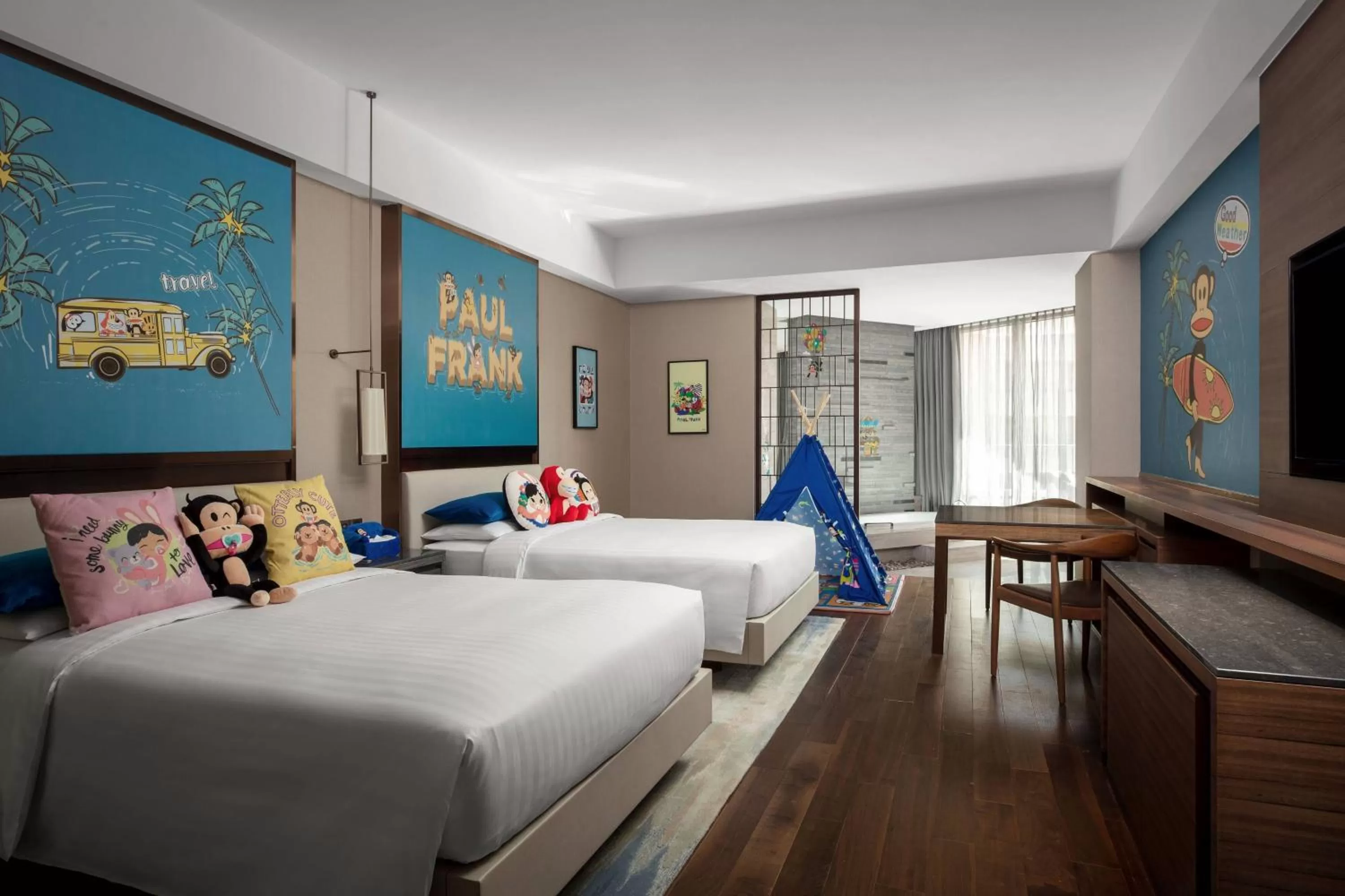 Photo of the whole room, Bed in Beijing Marriott Hotel Changping