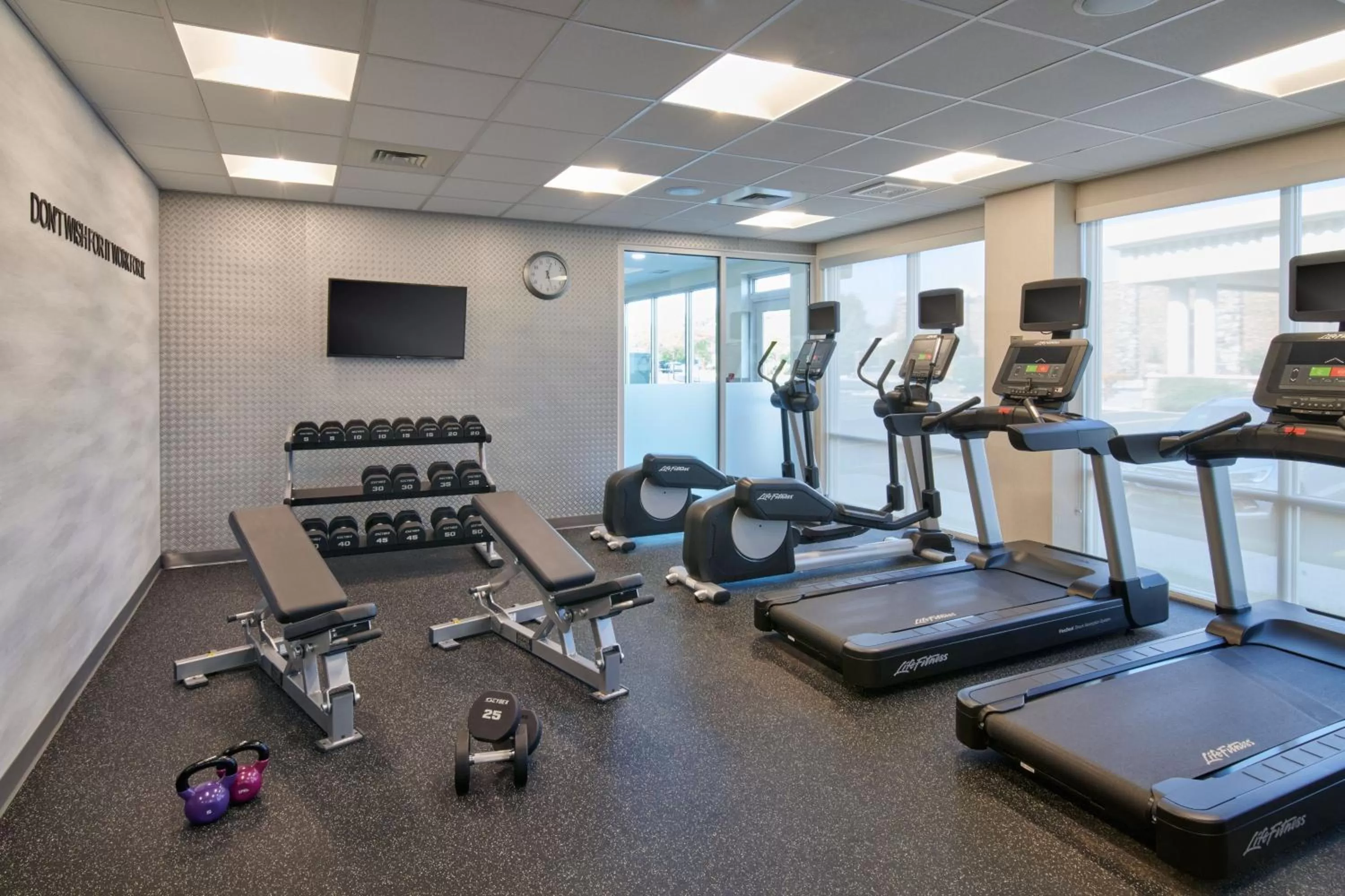 Fitness centre/facilities in Fairfield Inn & Suites by Marriott Chicago O'Hare