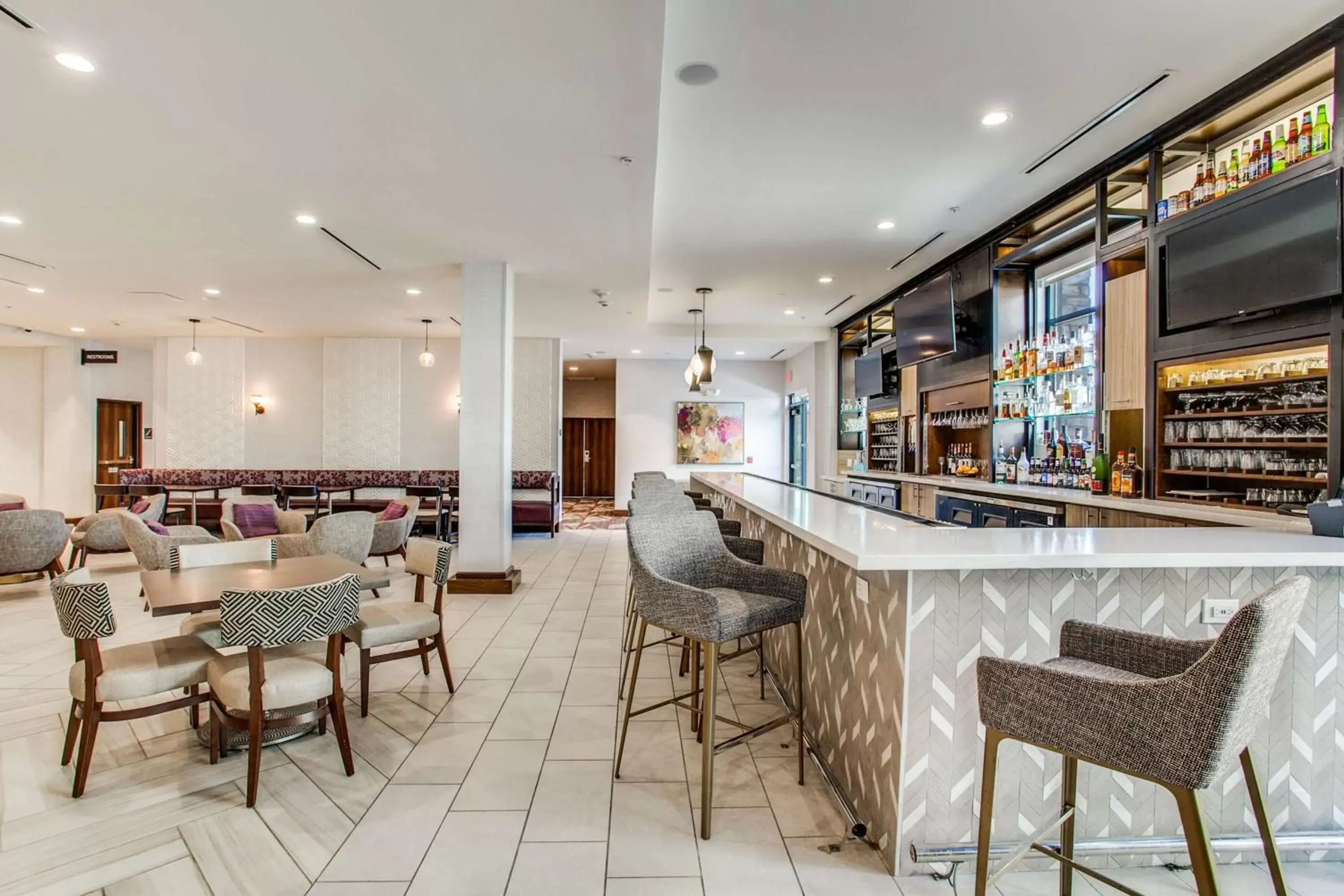 Lounge or bar, Lounge/Bar in Hilton Garden Inn Dallas-Central Expy/North Park Area, Tx