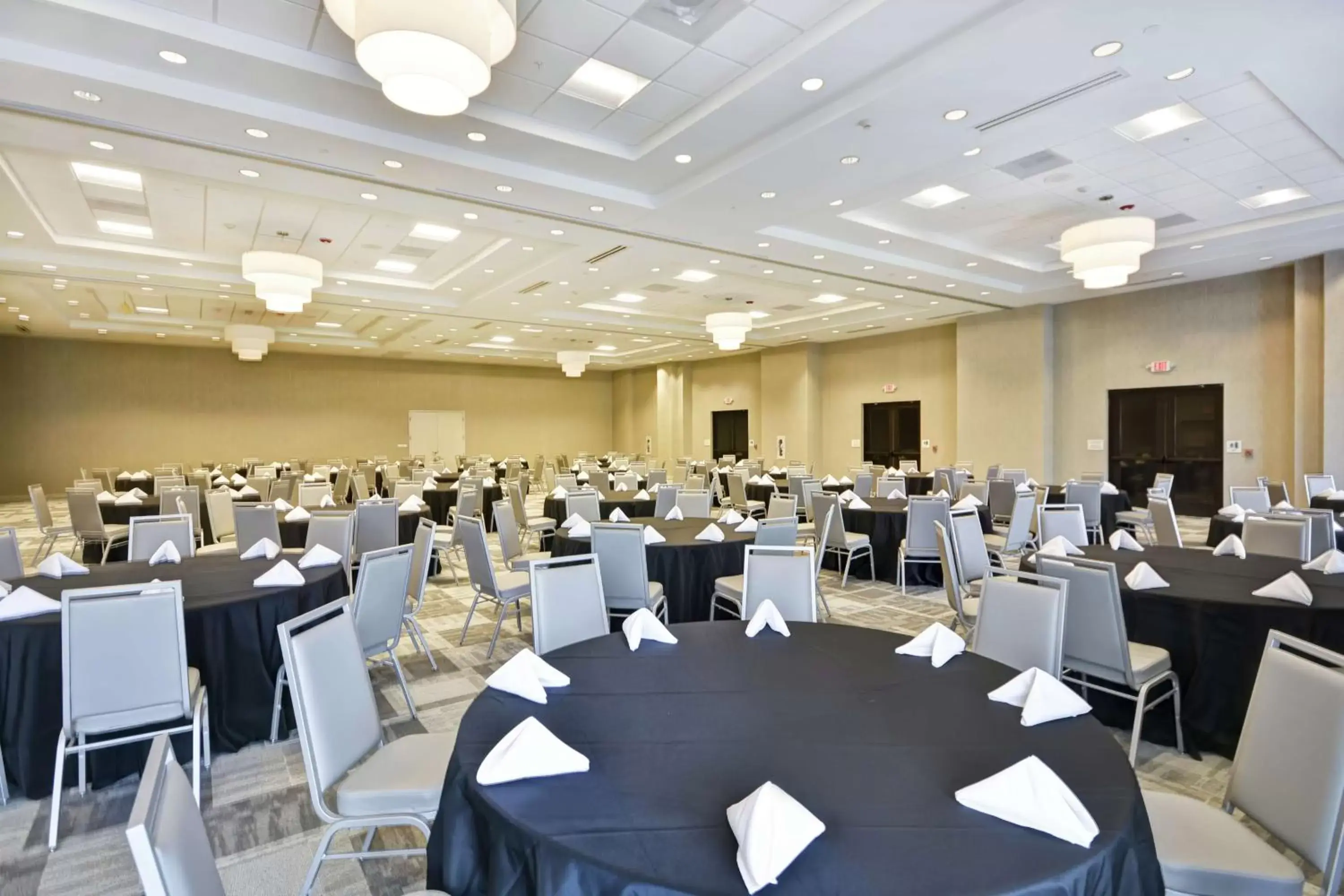 Meeting/conference room, Restaurant/Places to Eat in Hilton Garden Inn Gastonia