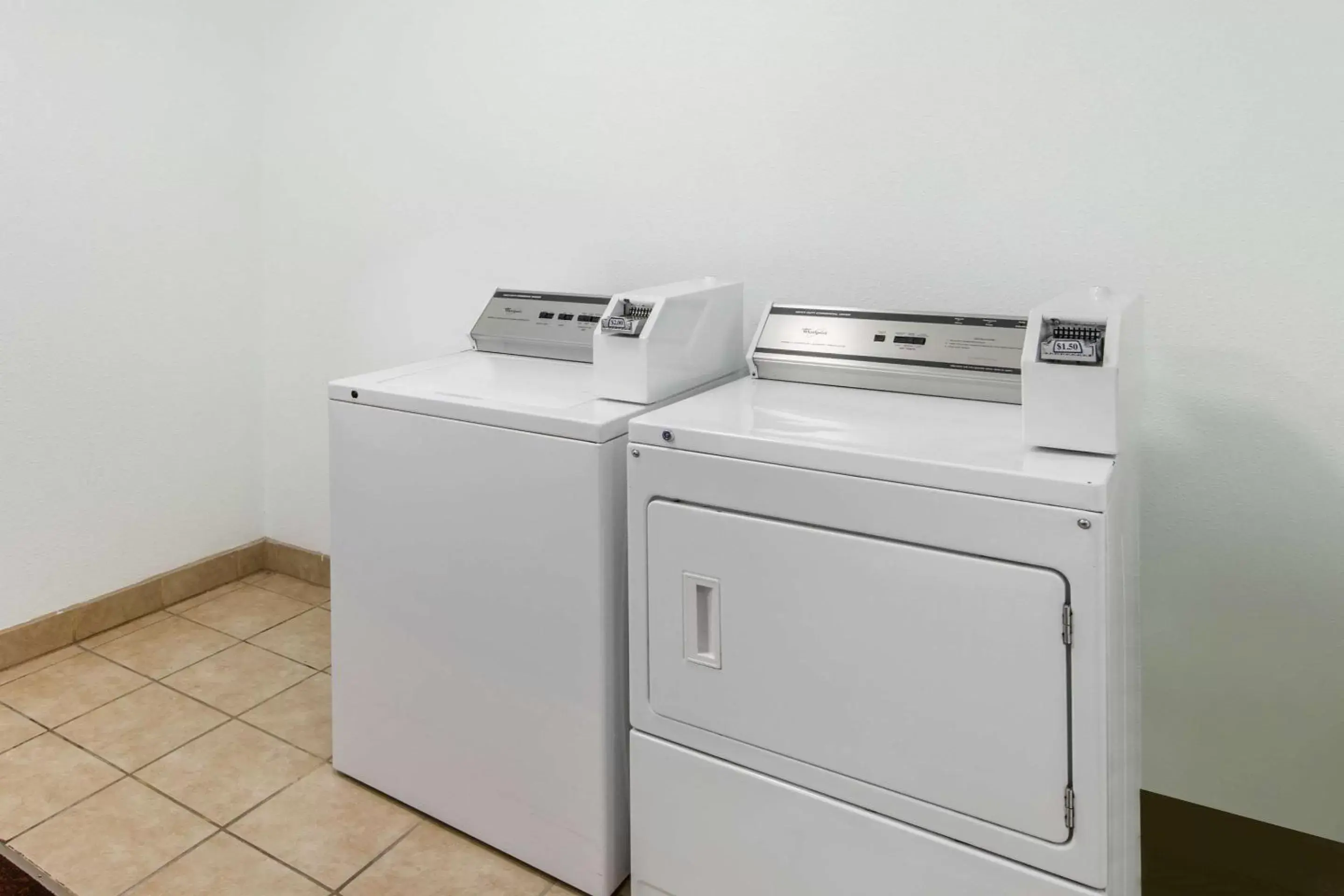 On site, Kitchen/Kitchenette in Quality Inn & Suites Albuquerque North near Balloon Fiesta Park