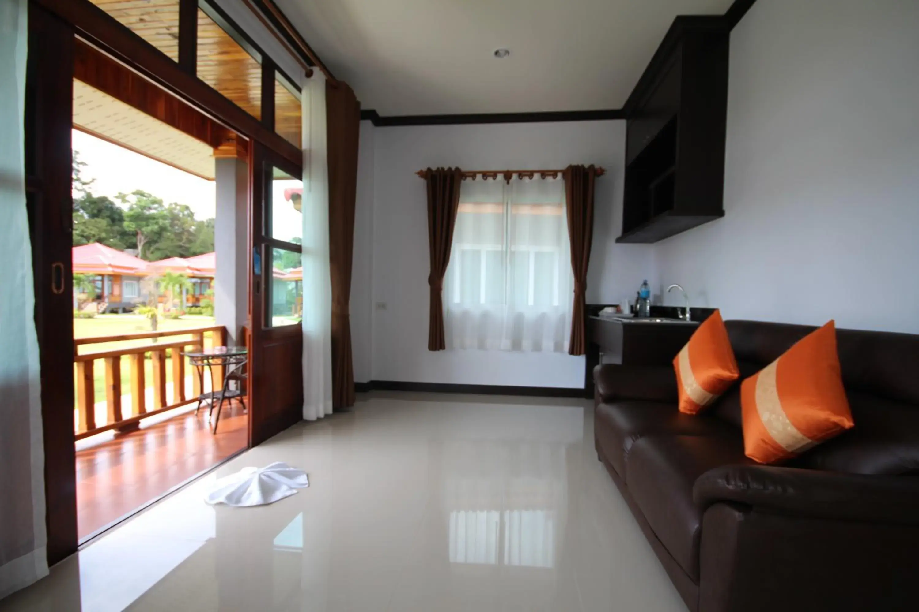 Living room, Seating Area in Lanta Lapaya Resort