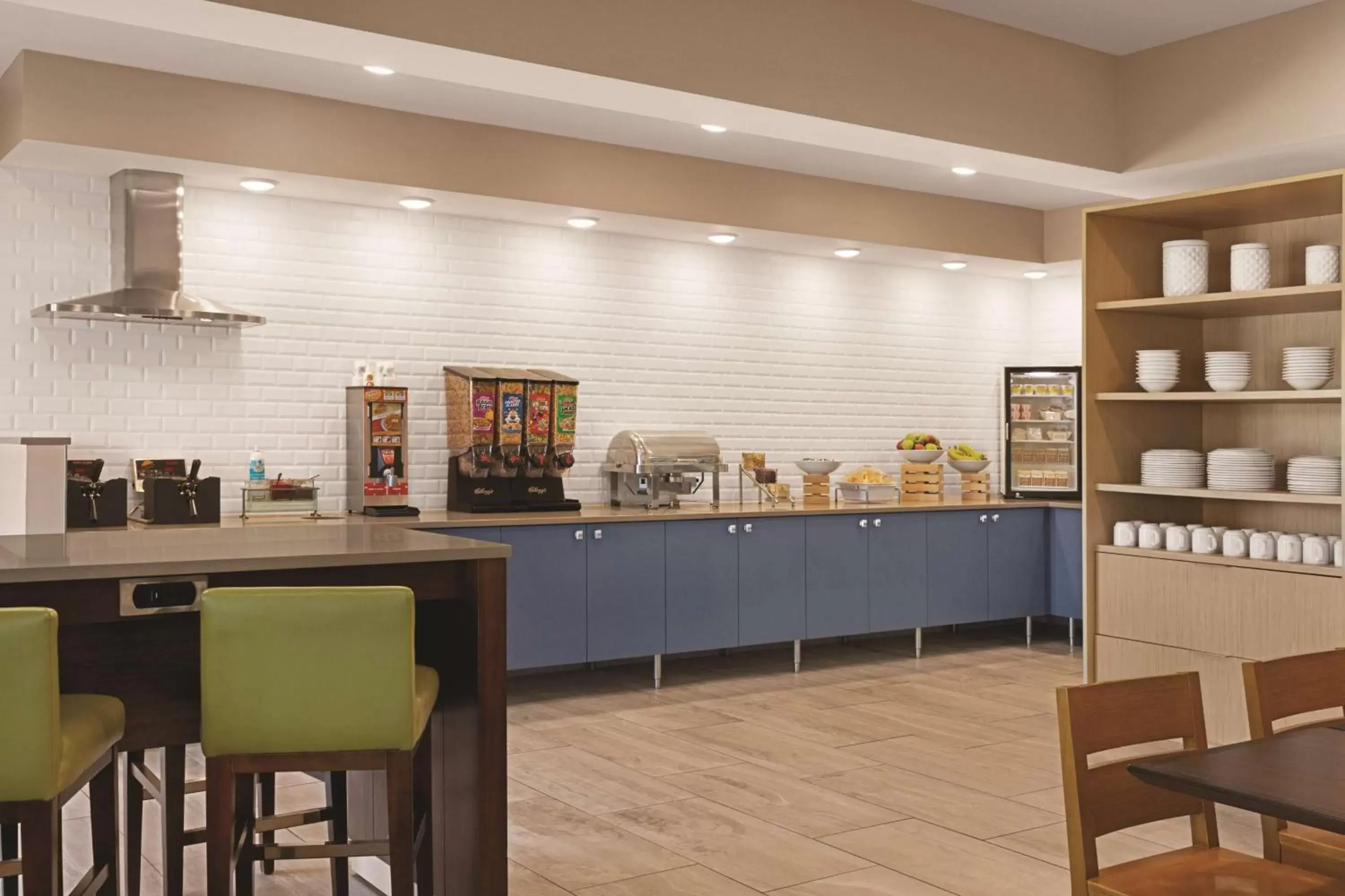 Restaurant/Places to Eat in Country Inn & Suites by Radisson, Albert Lea, MN