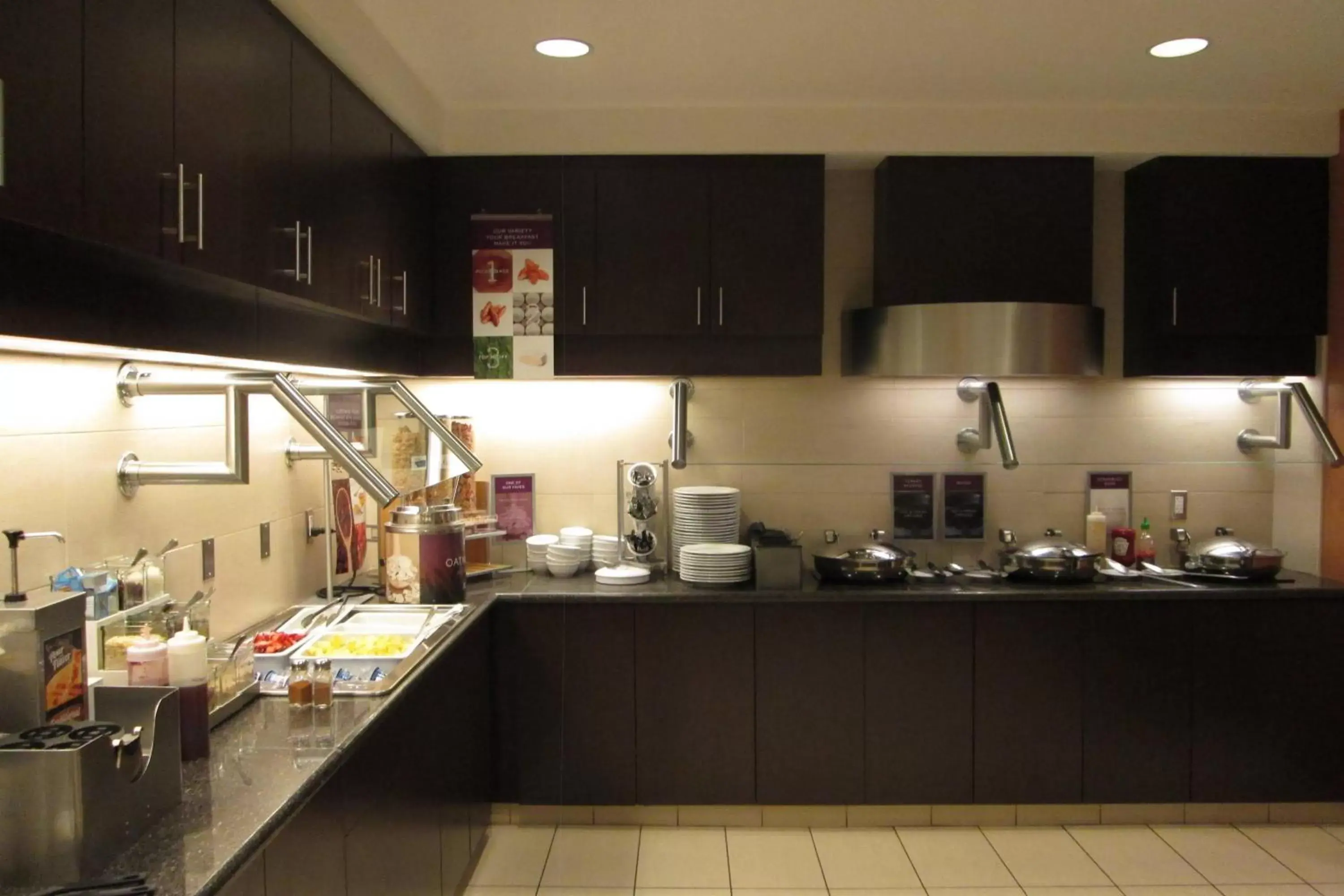 Breakfast, Kitchen/Kitchenette in Residence Inn by Marriott Williamsport