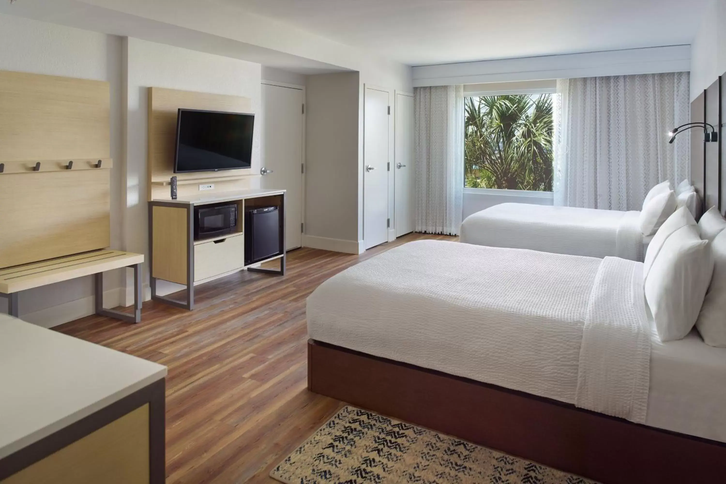 Bedroom, Bed in SpringHill Suites by Marriott Pensacola Beach
