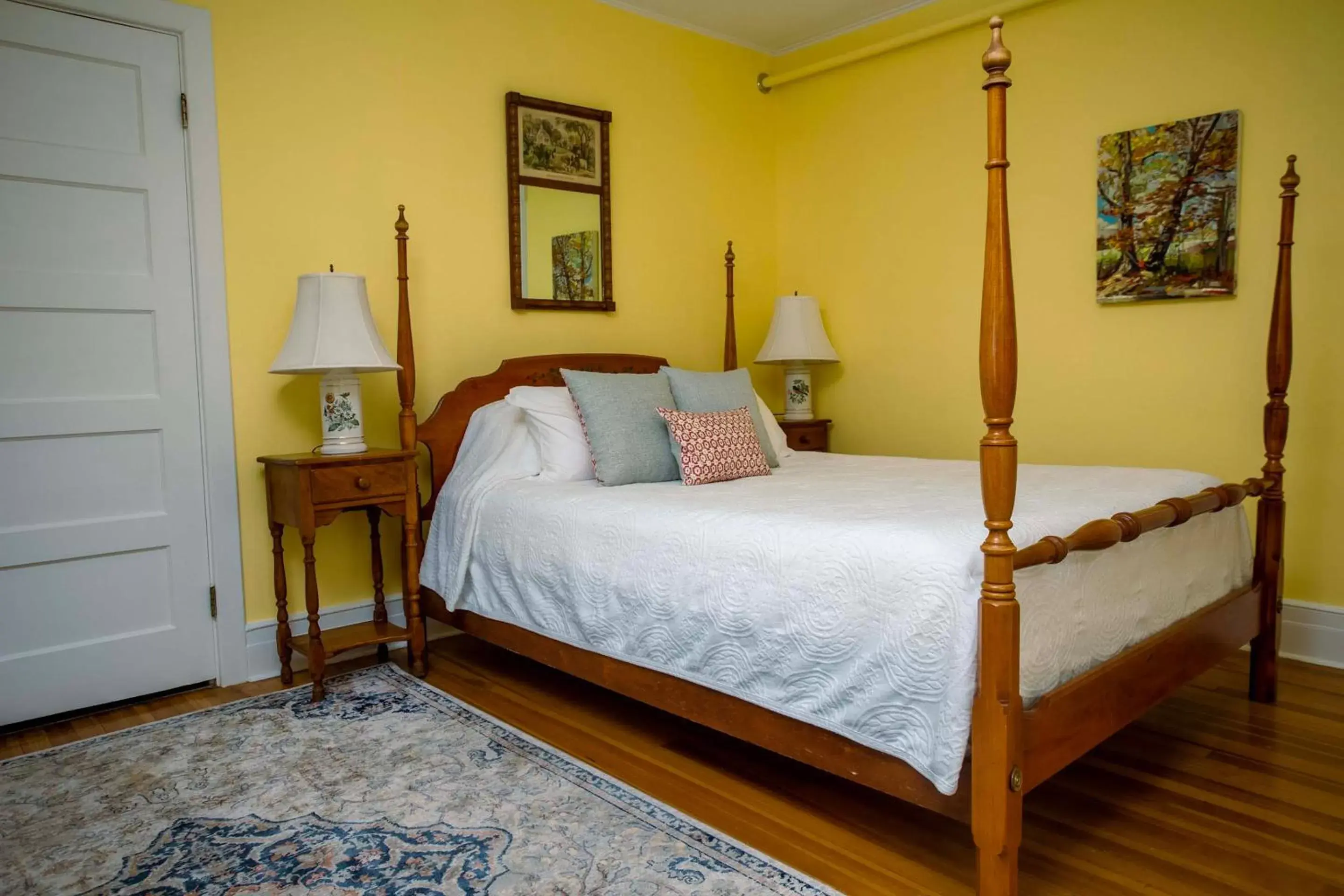 Bedroom, Bed in The Hartness House