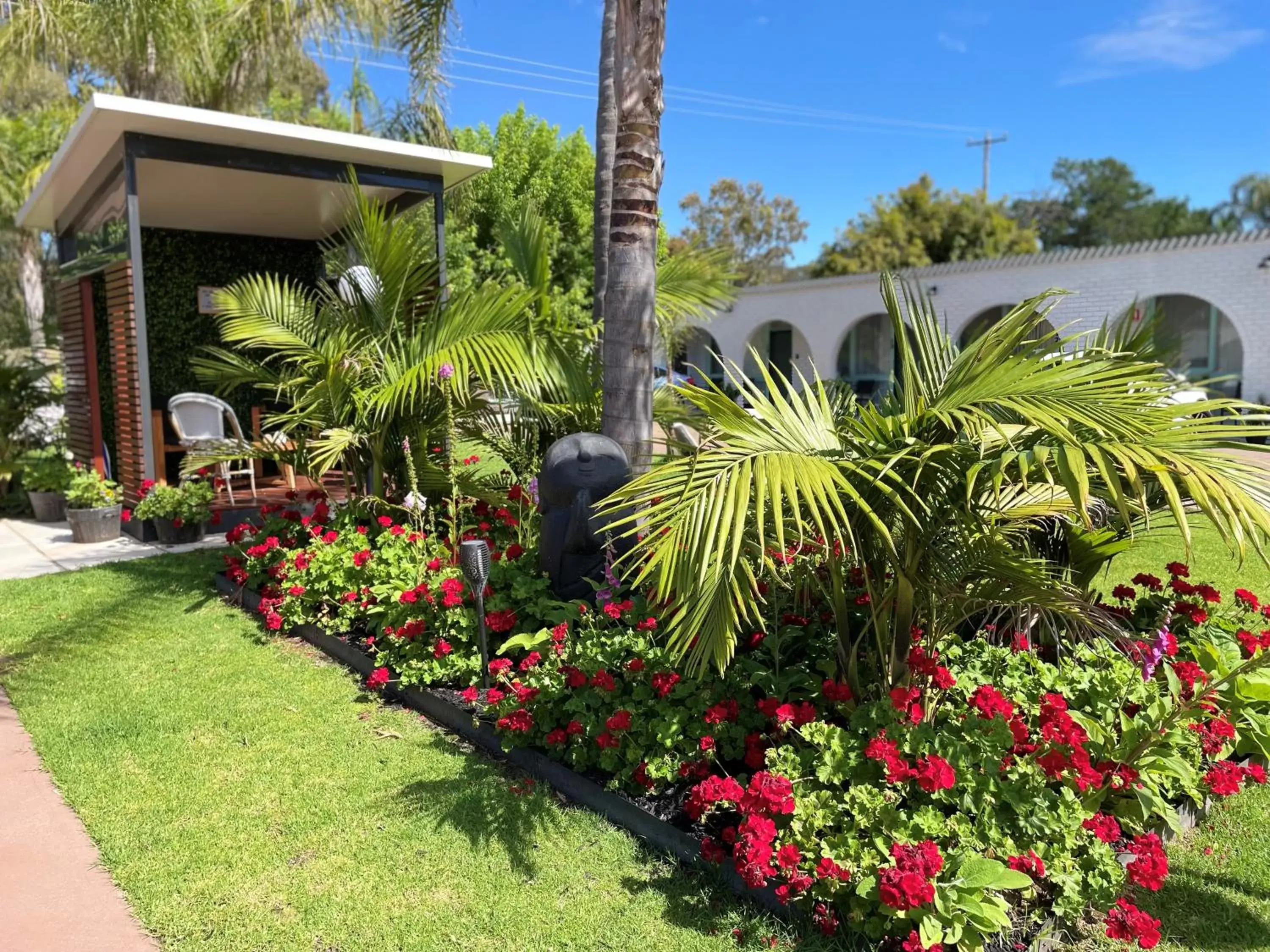 Property building in Mulwala Resort Property building in Mulwala Resort