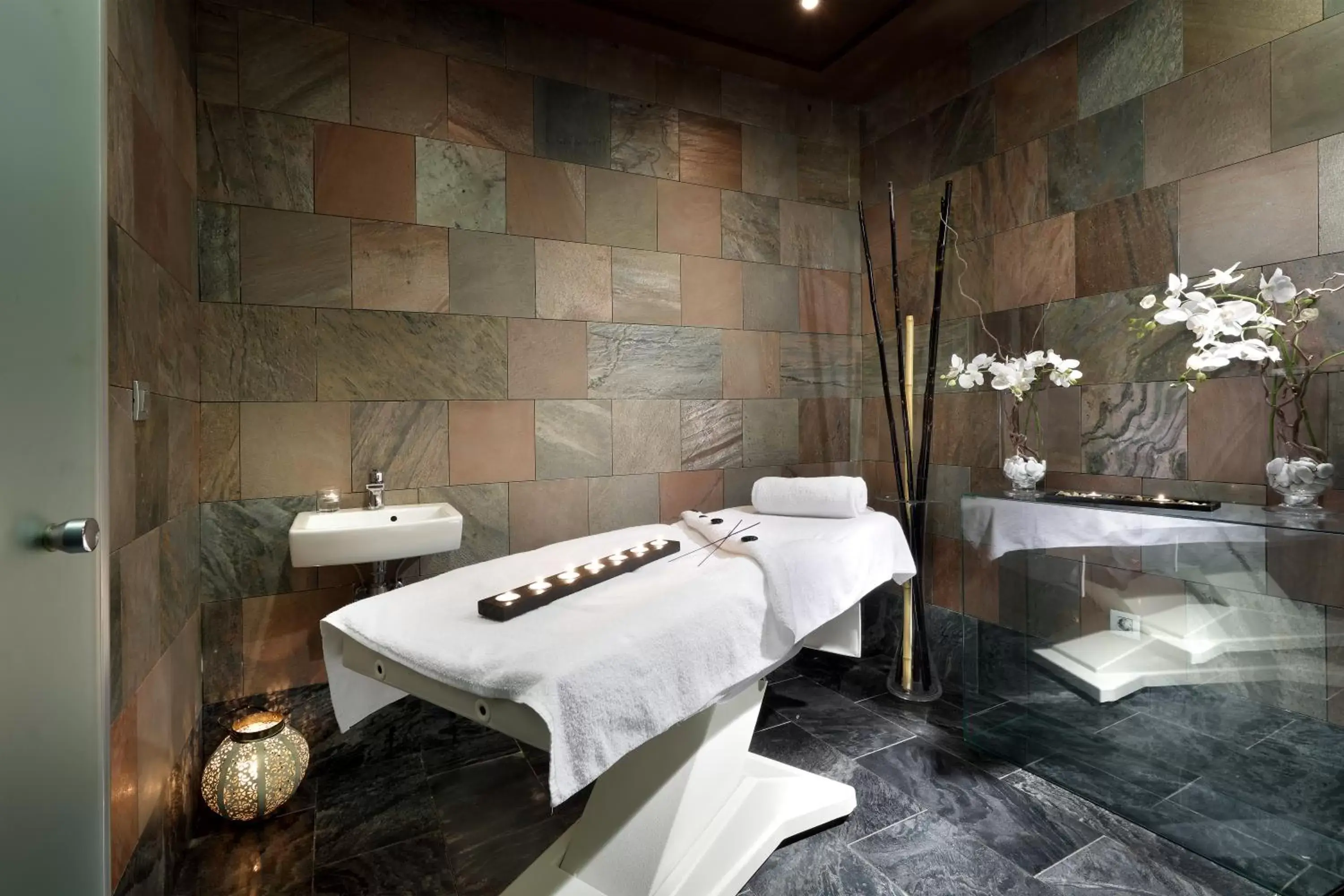 Massage, Spa/Wellness in Eurostars Gran Via