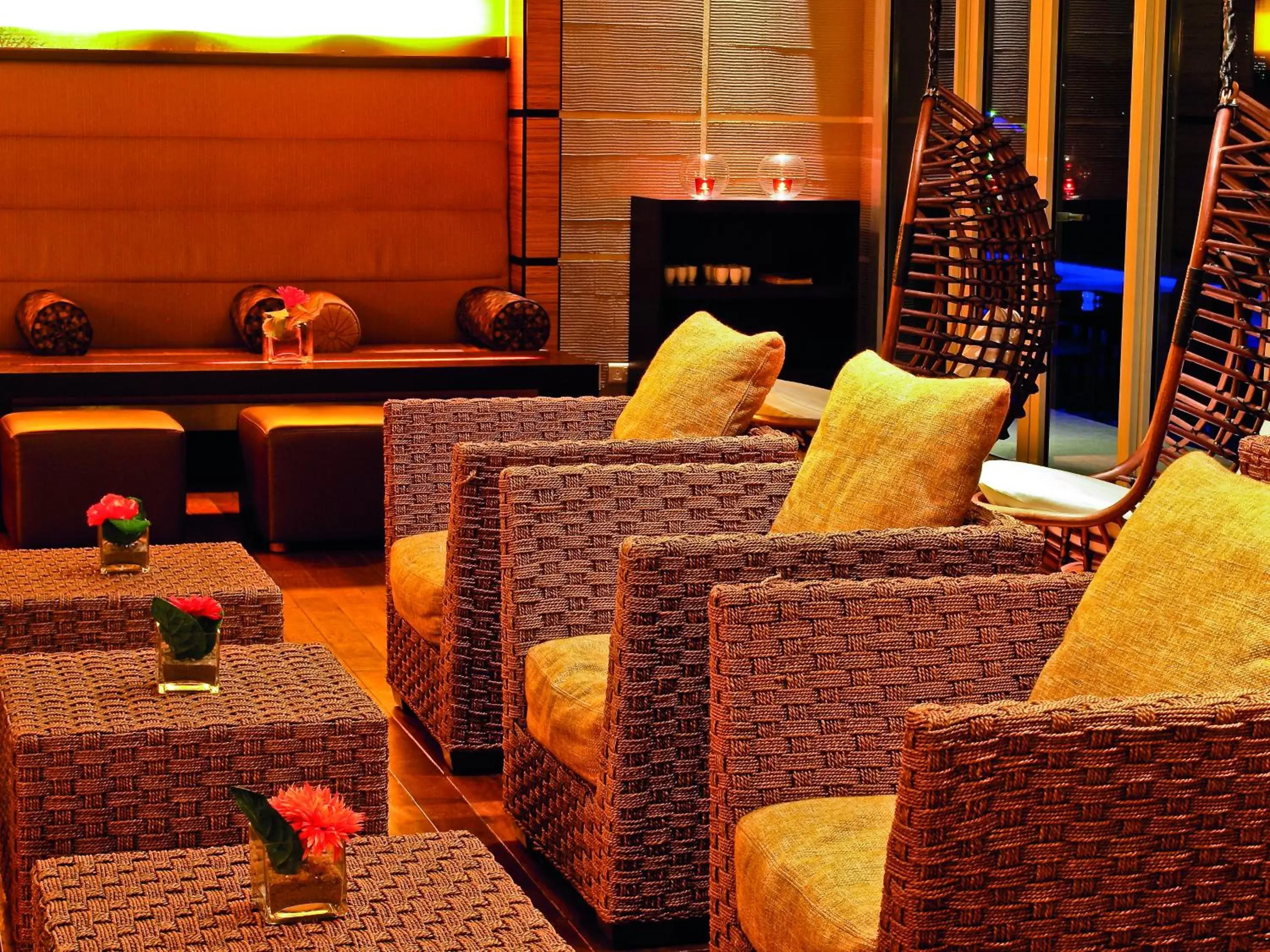 Lounge or bar in Radisson Blu Anchorage Hotel