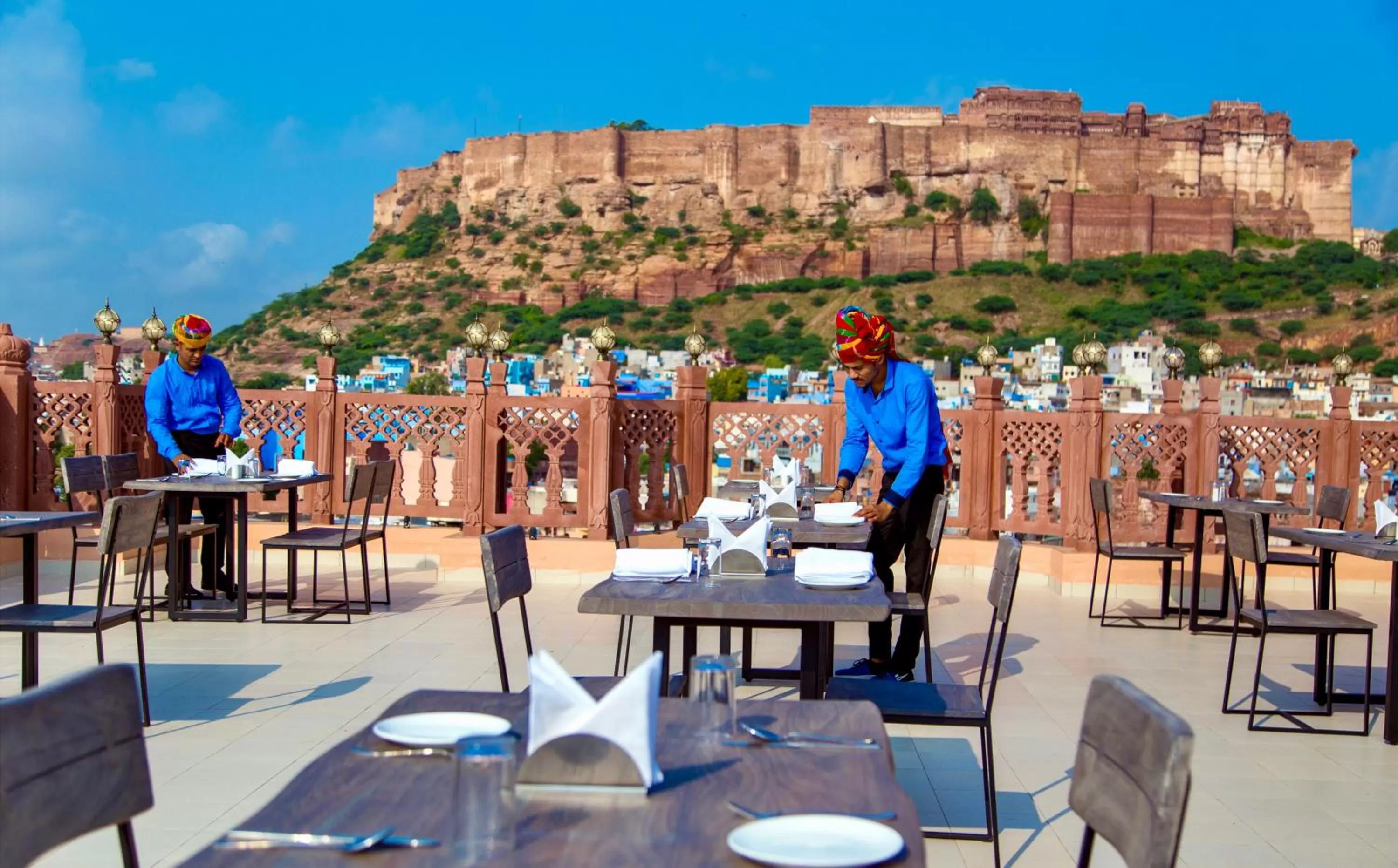 Restaurant/places to eat in Kankariya Heritage