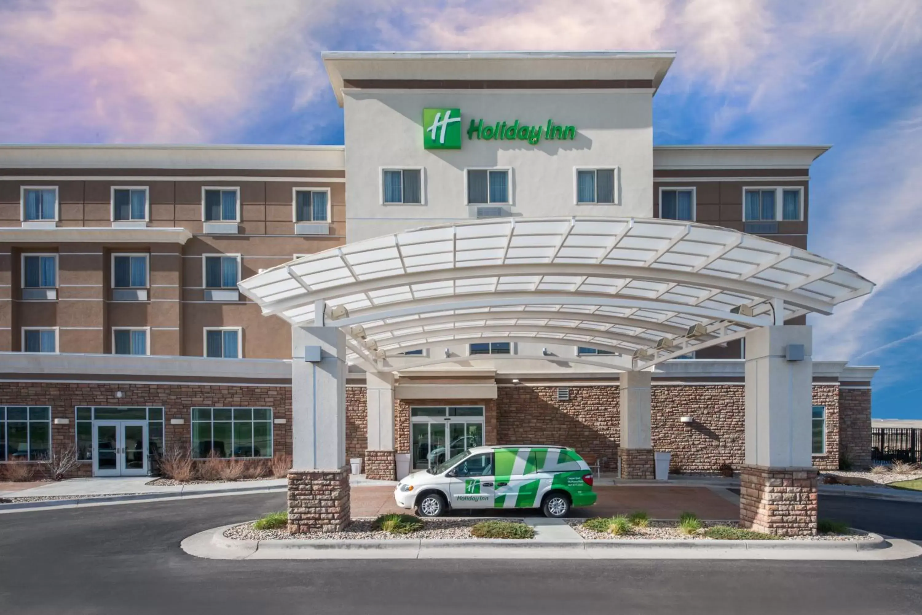 Property building in Holiday Inn Casper East-Medical Center by IHG Property building in Holiday Inn Casper East-Medical Center by IHG