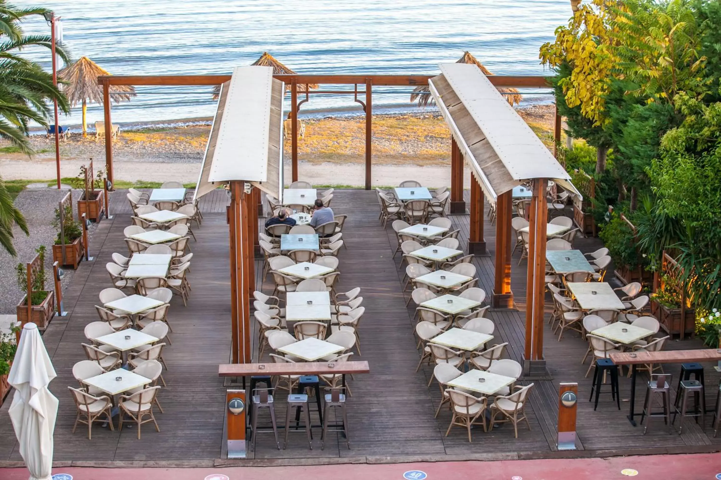 Restaurant/Places to Eat in Ignatia Hotel
