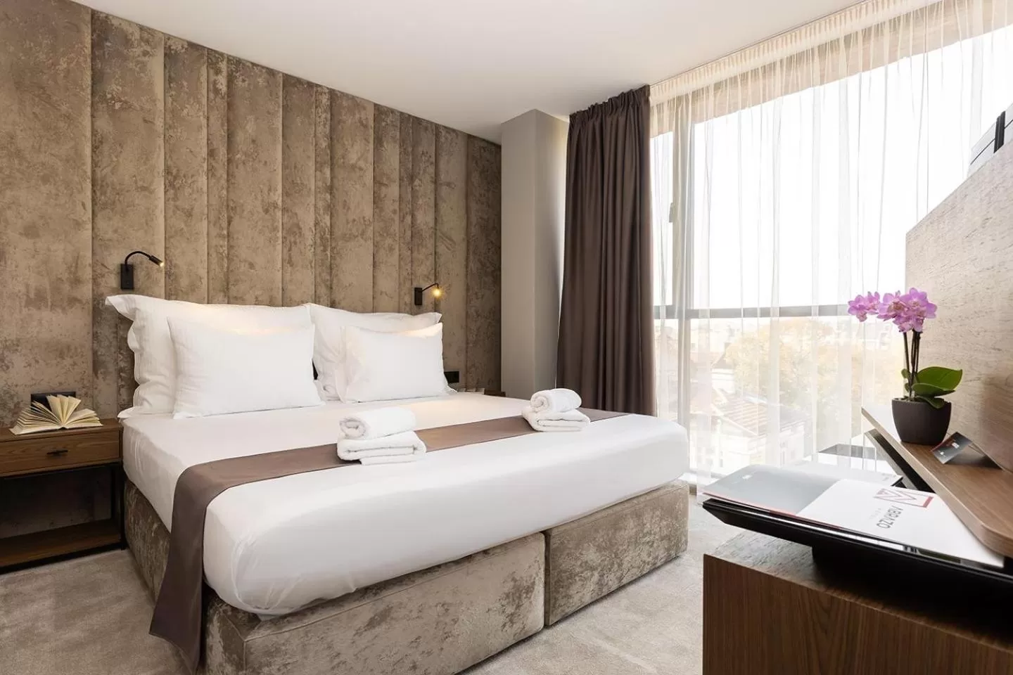 Bed in Abrazo Sofia Hotel by HMG