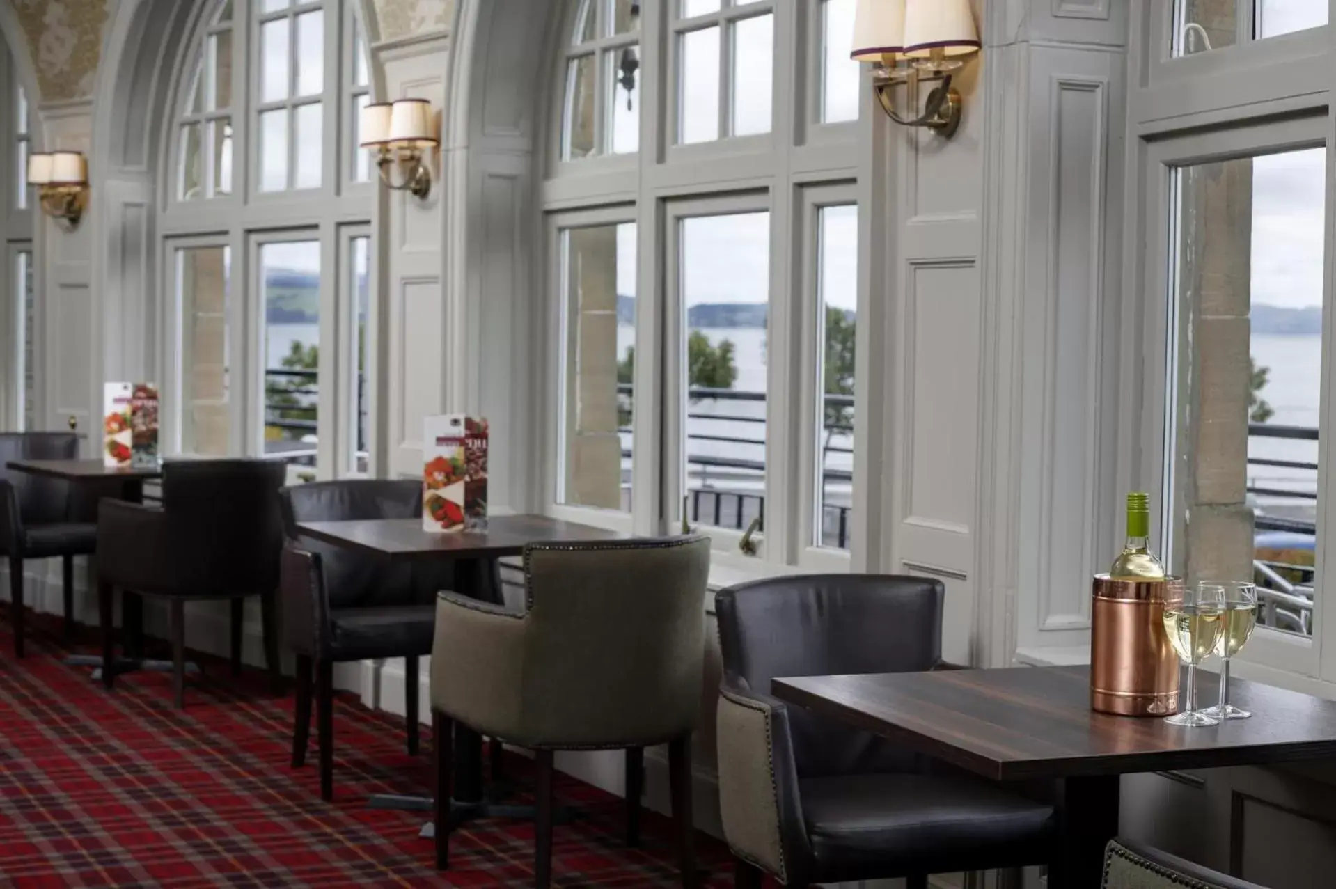 Restaurant/Places to Eat in Argyll Hotel
