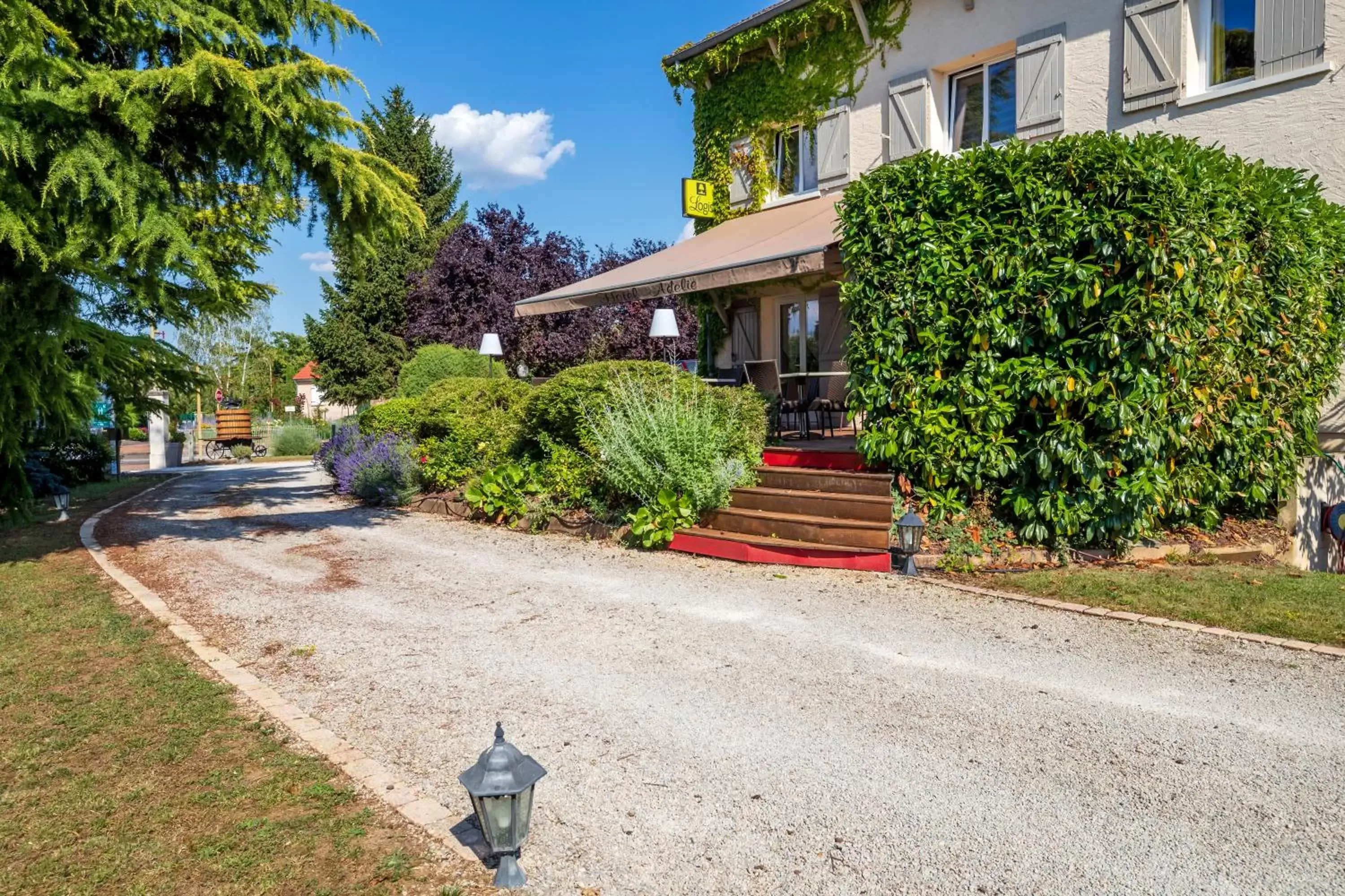 Property Building in Hôtel Parc Adelie