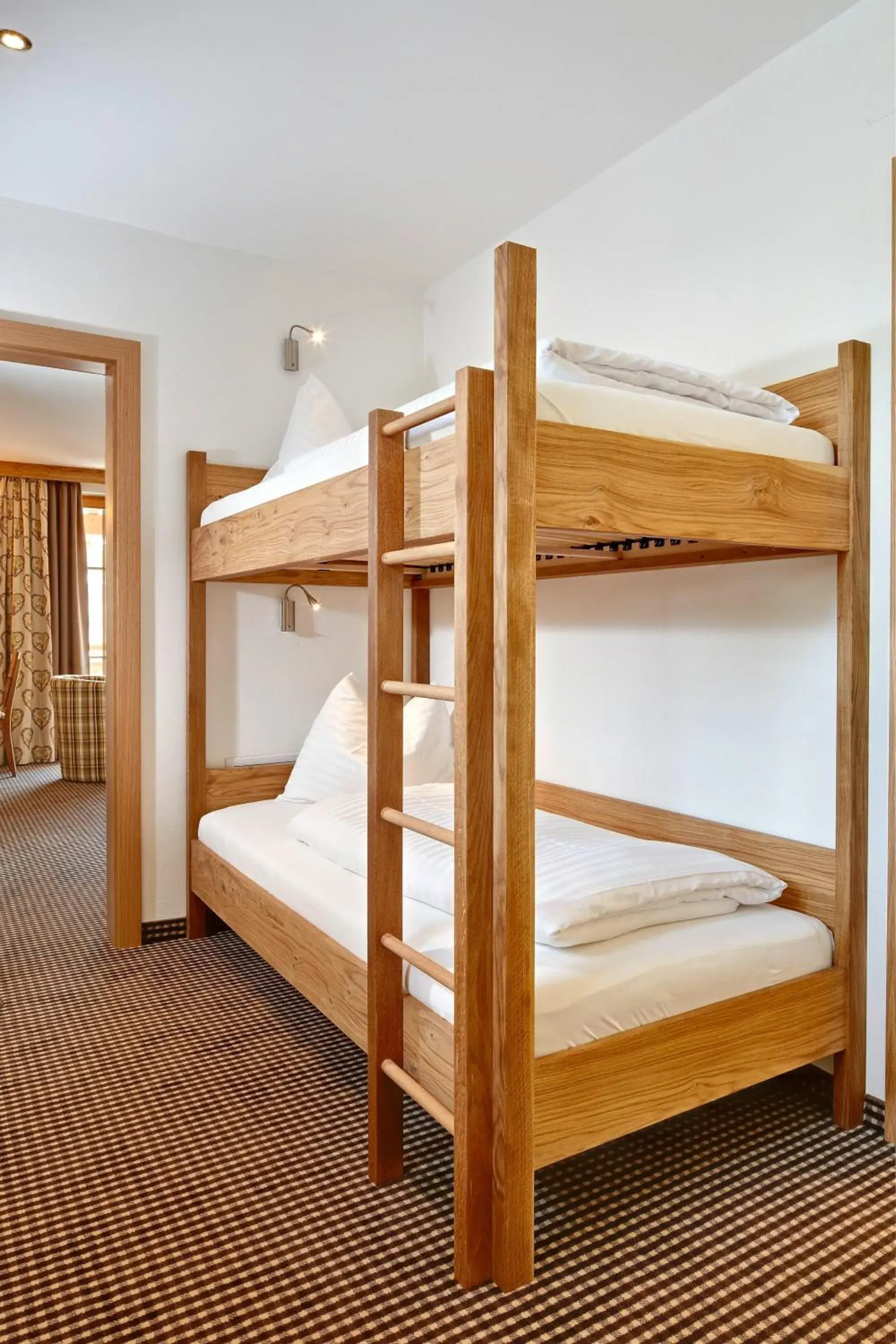 Bed, Bunk Bed in Hotel Fischerwirt Zell am See