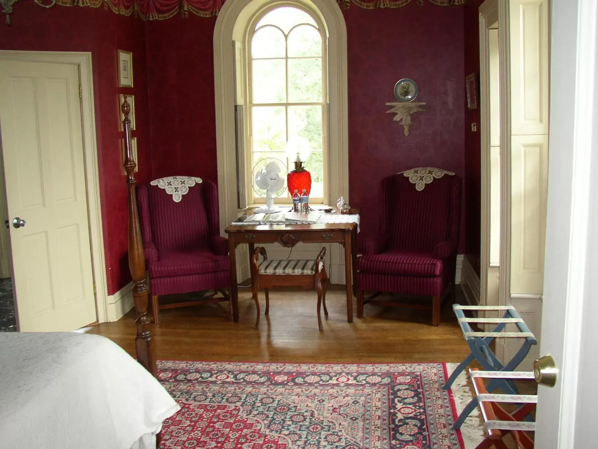 Decorative detail, Seating Area in Mayhurst Estate