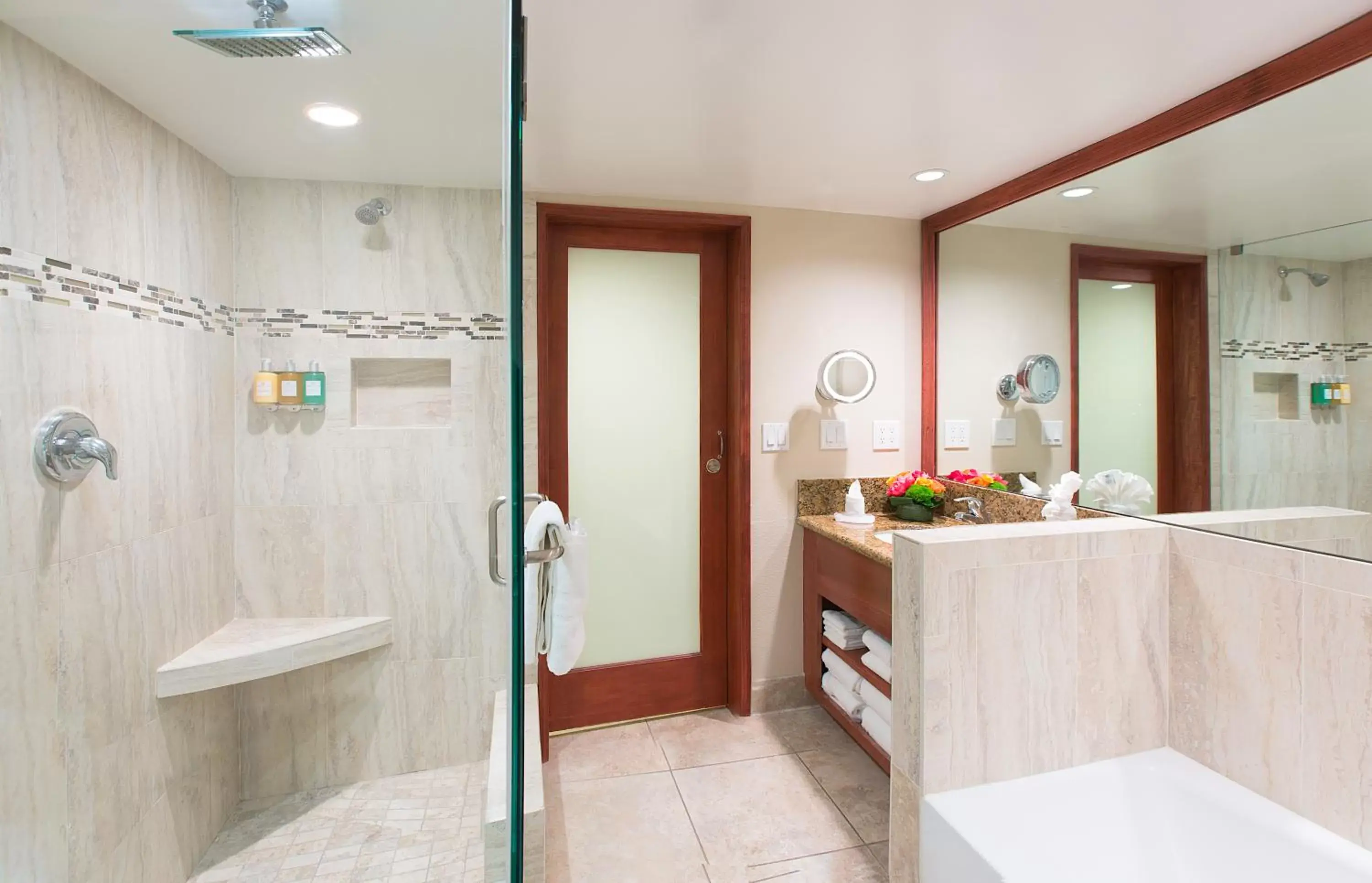 Bathroom, Lobby/Reception in Coast Anabelle Hotel