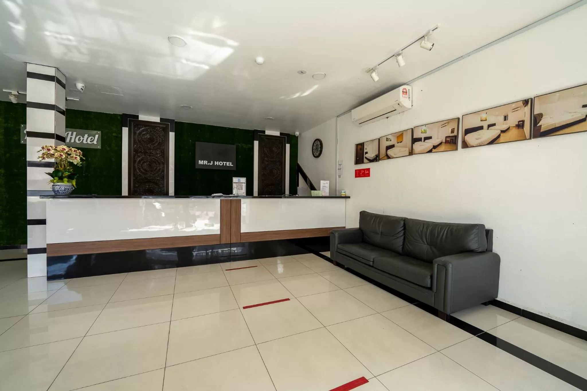 Lobby or reception in MRJ Hotel Wakaf Che Yeh 1