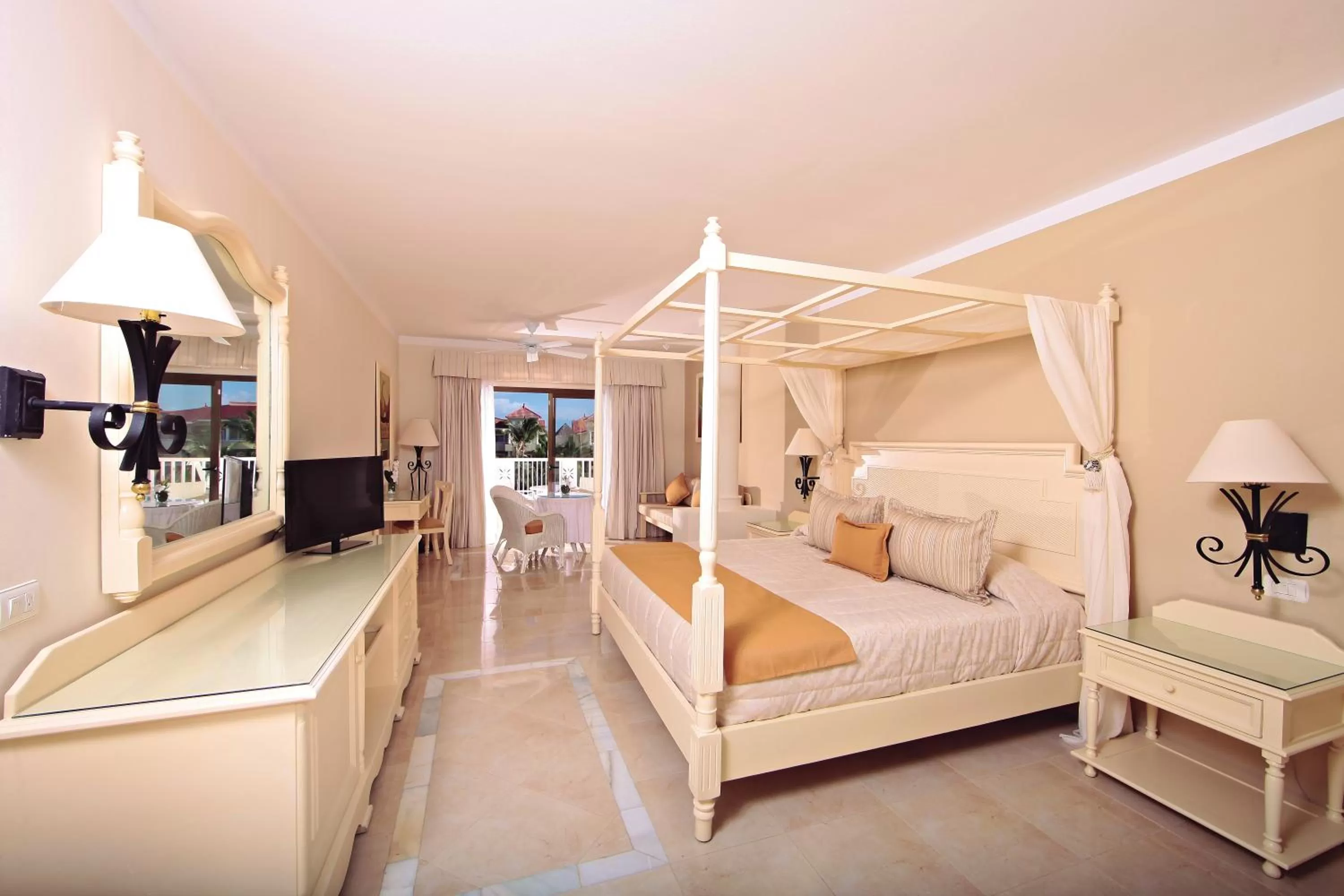 Living room, Bed in Bahia Principe Grand Aquamarine - Adults Only All Inclusive