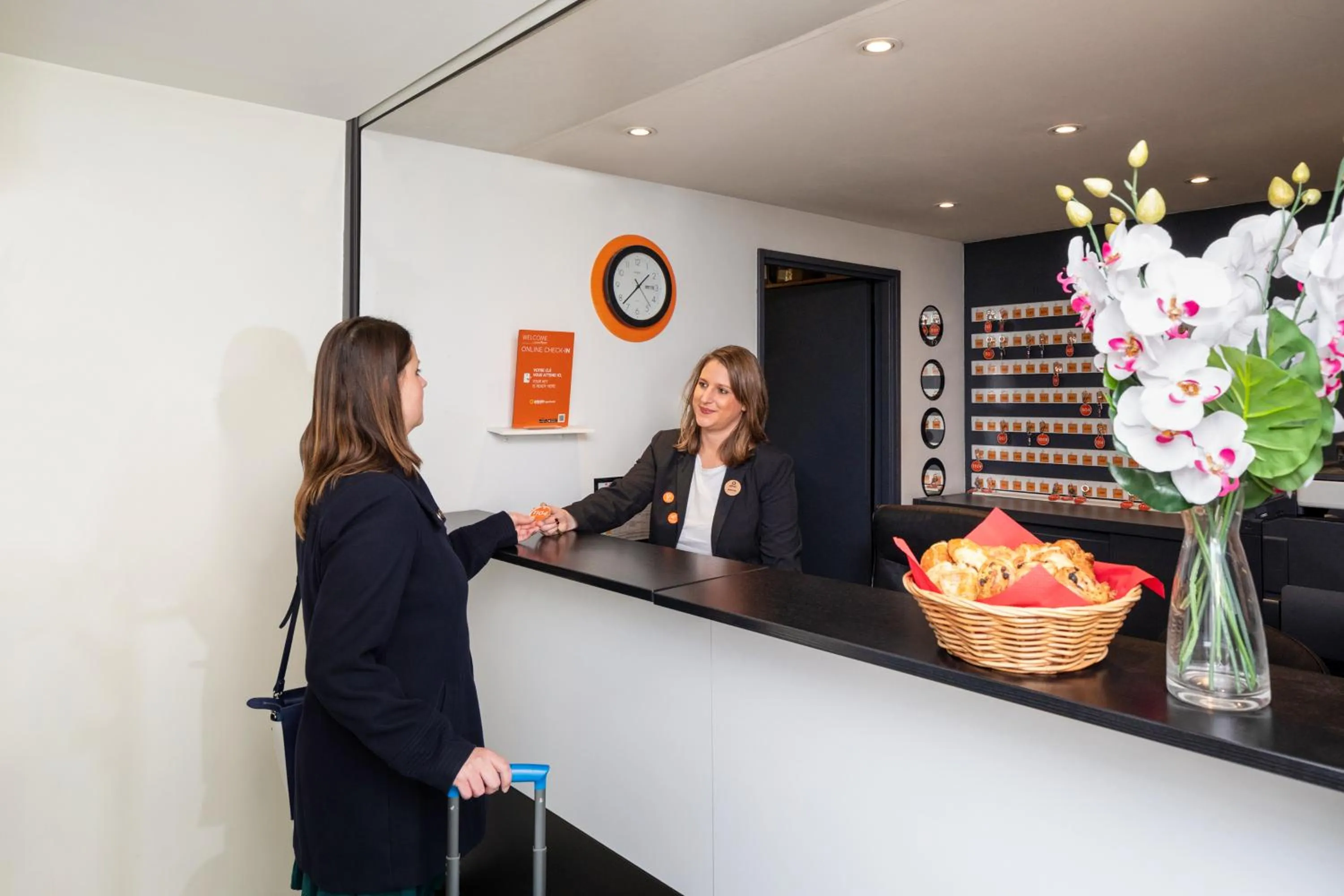 Lobby or reception in Aparthotel Adagio Access La Défense - Place Charras