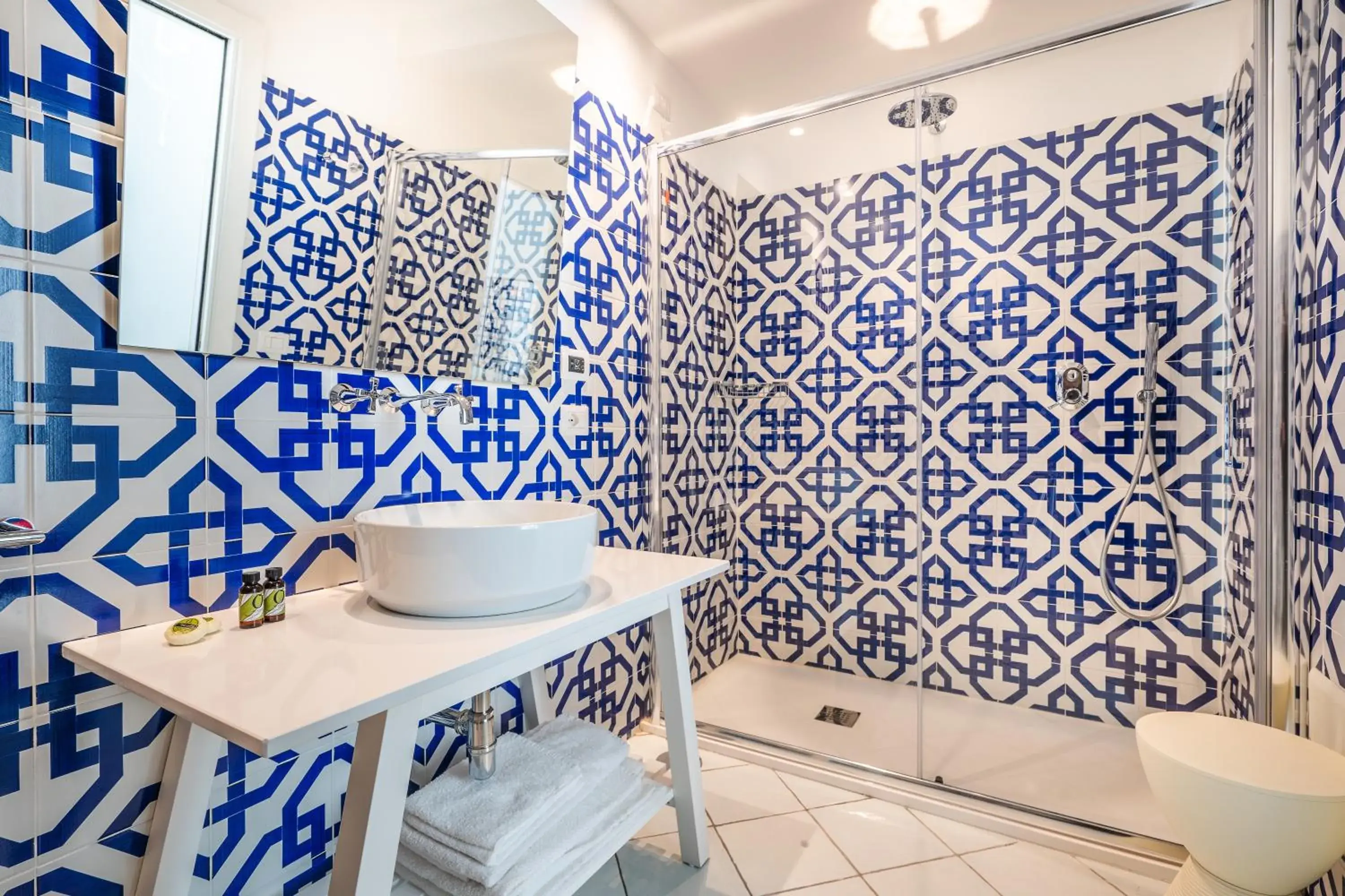 Bathroom in Hotel Torre Barbara