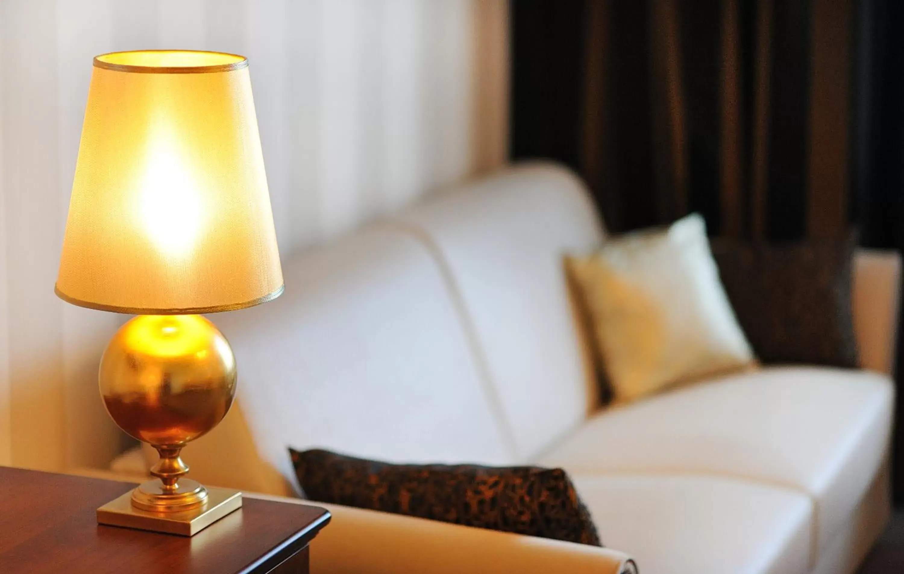 Bed, Seating Area in Grand Hotel Praha