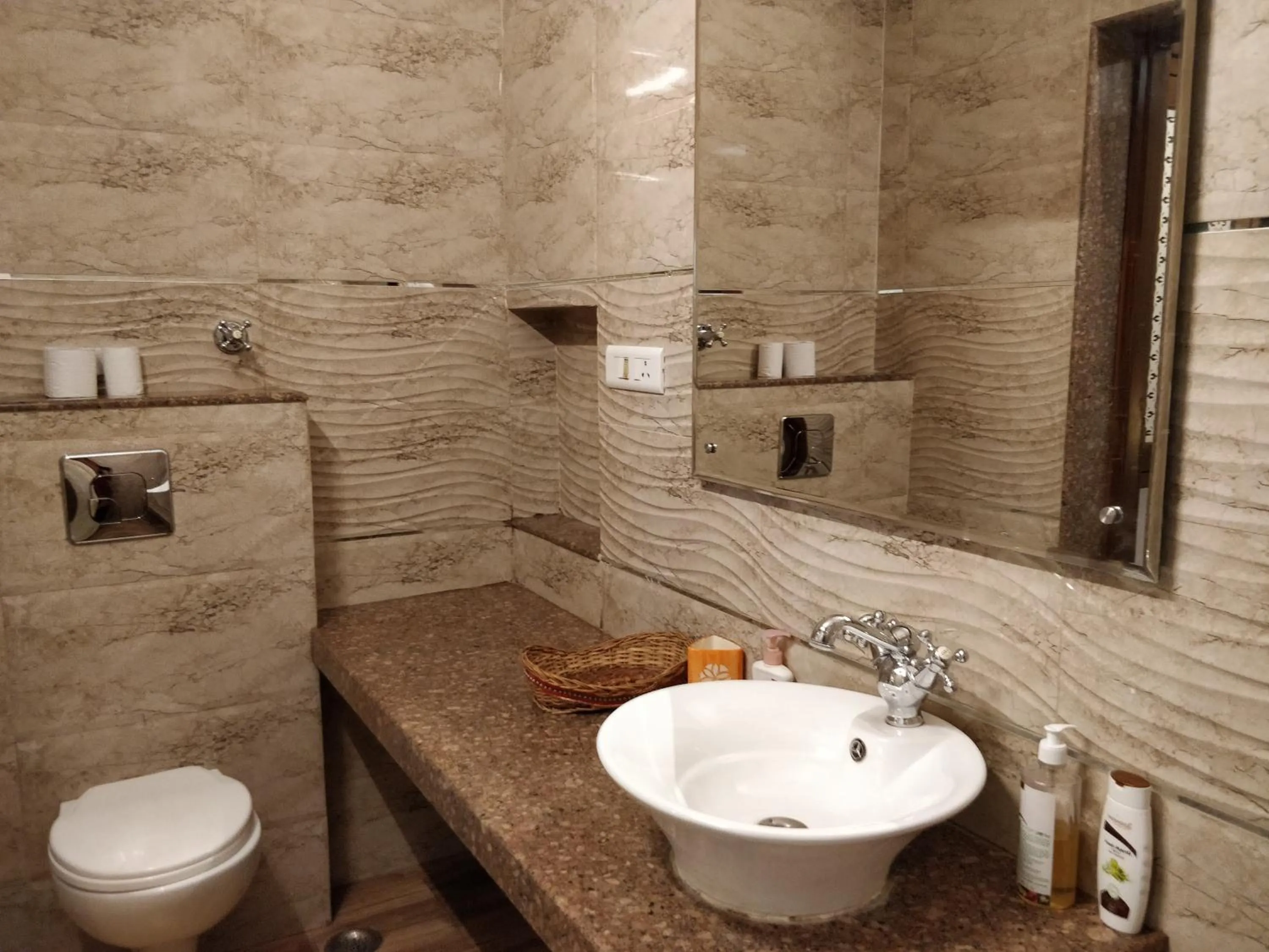 Bathroom in All Seasons Heritage Homestay