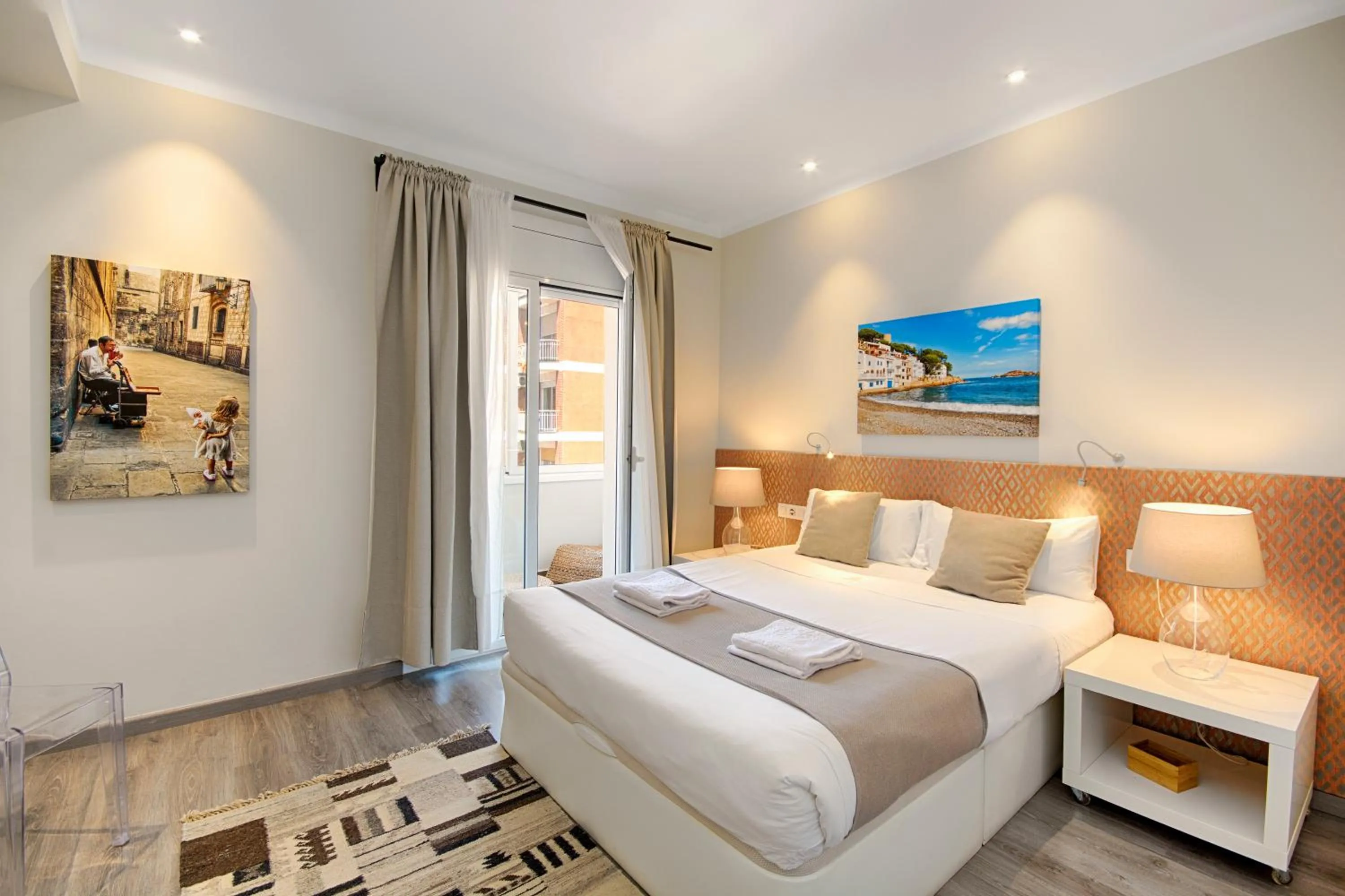 Bedroom, Bed in Eixample Building Apartments by Mercedes Heritage